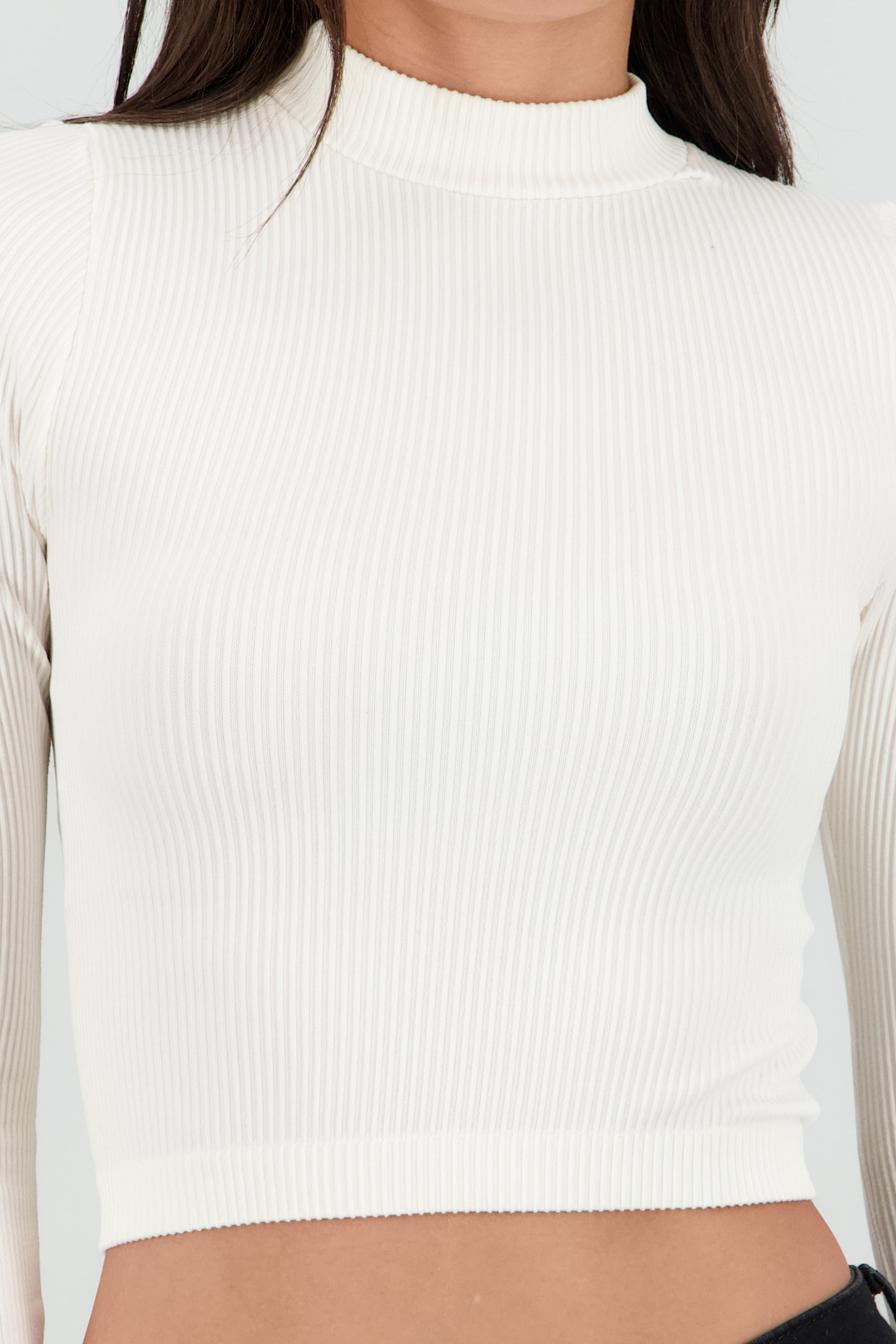 Top manga larga detalle seamless BLANCO