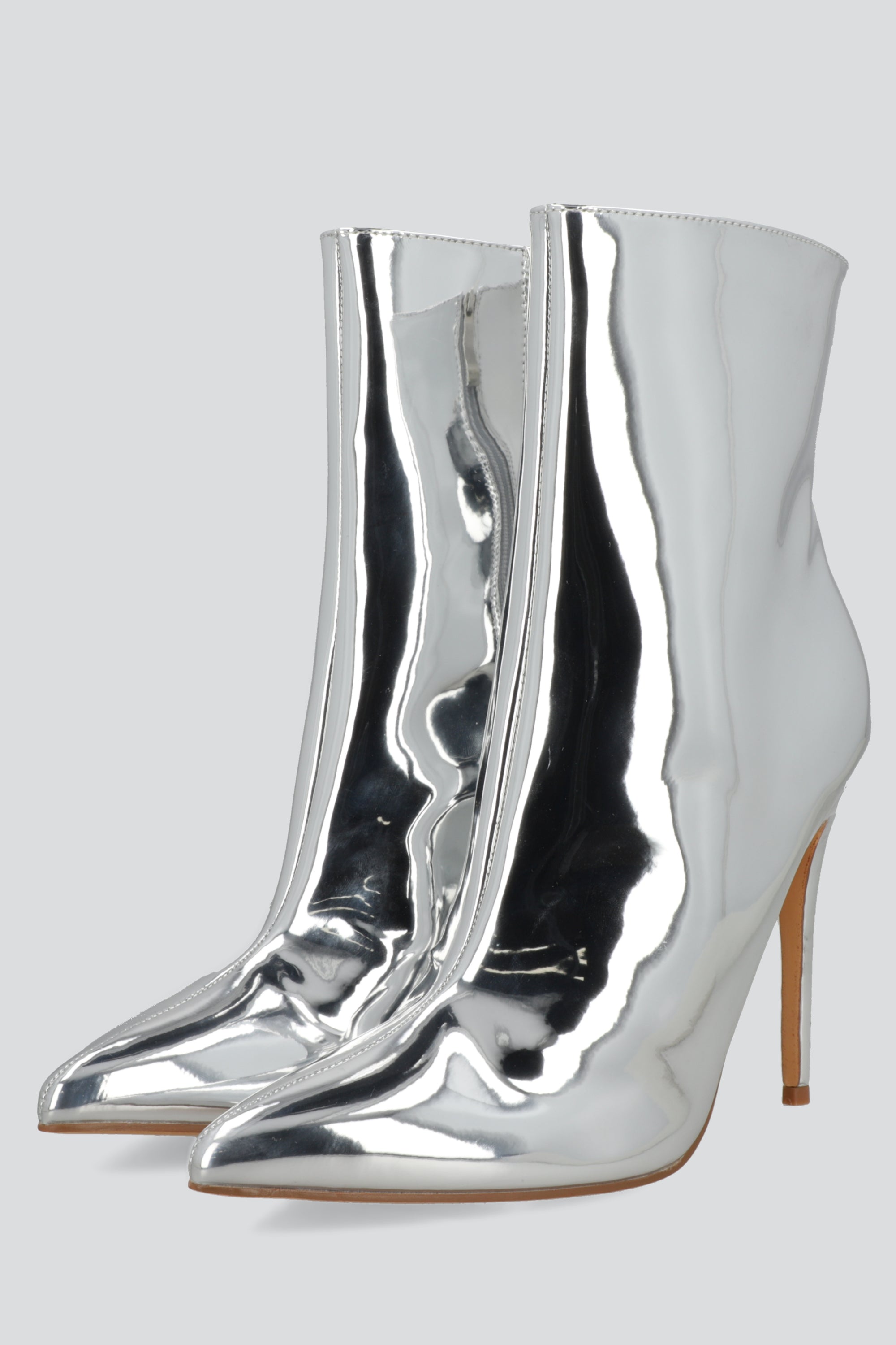 Botin pointy metalico PLATA