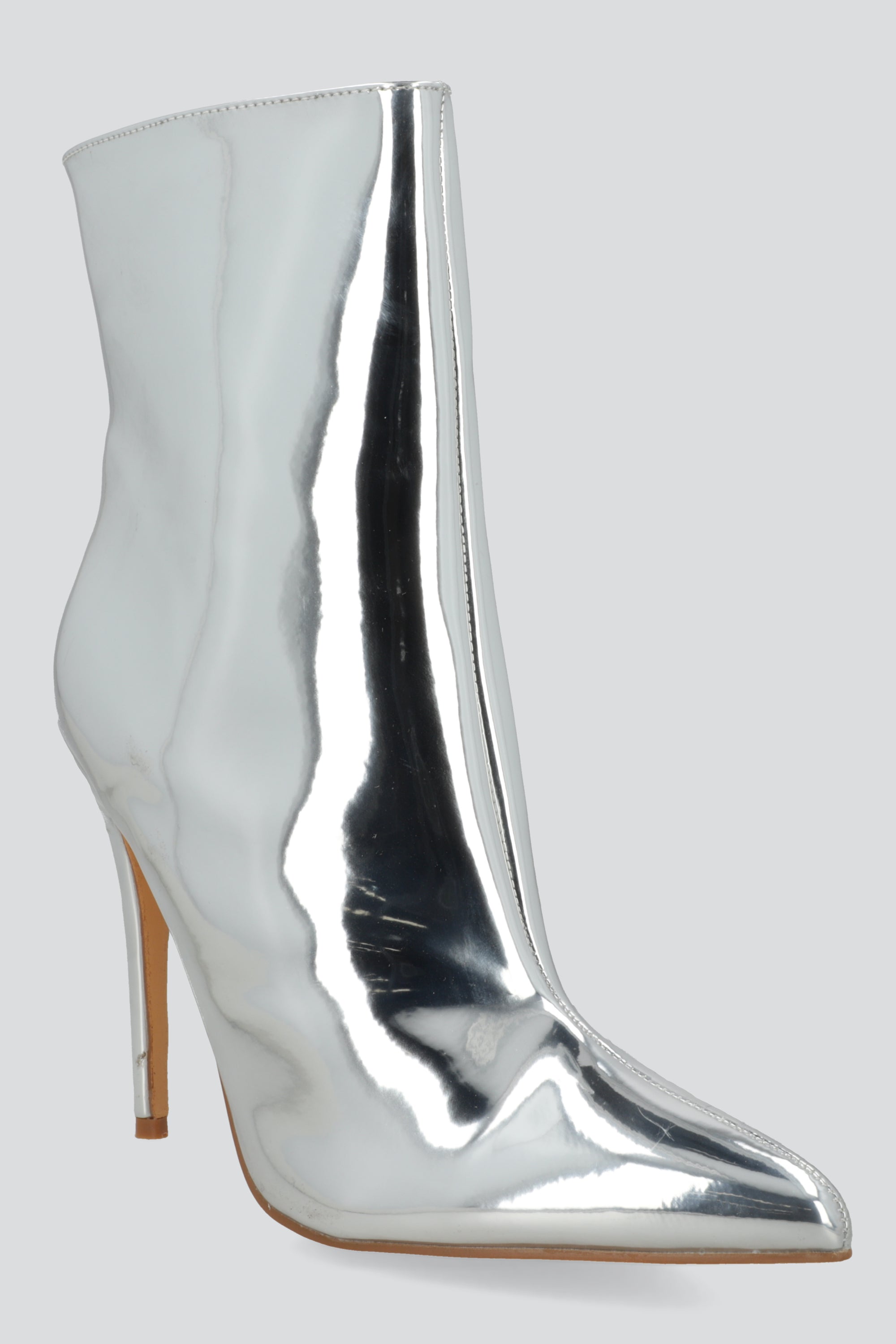Botin pointy metalico PLATA