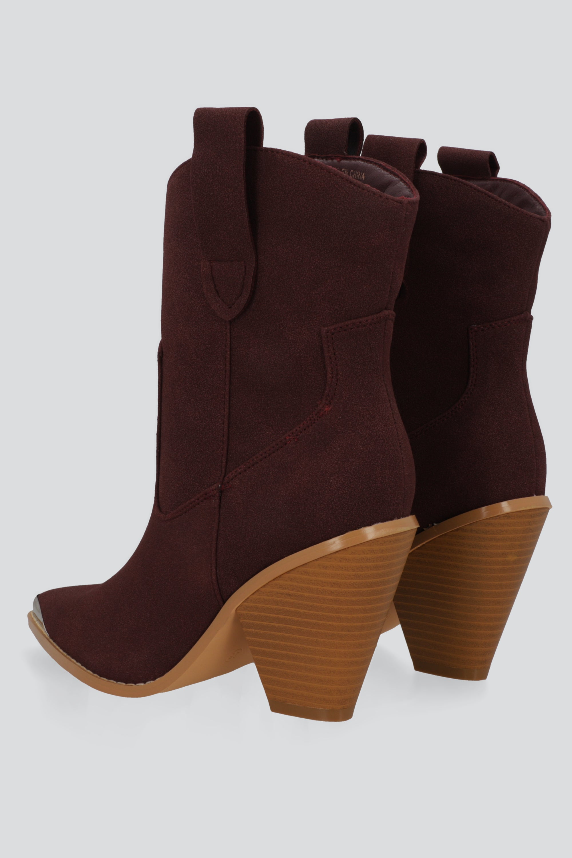 Botin vaquero clasico detalle metal VINO