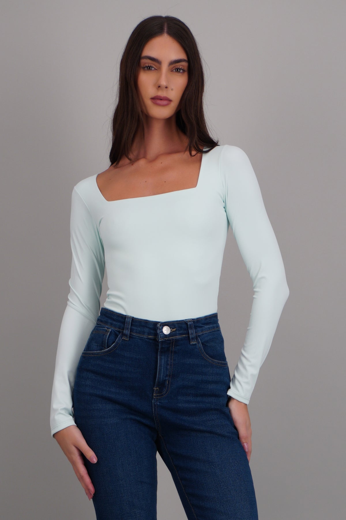 TURQUOISE