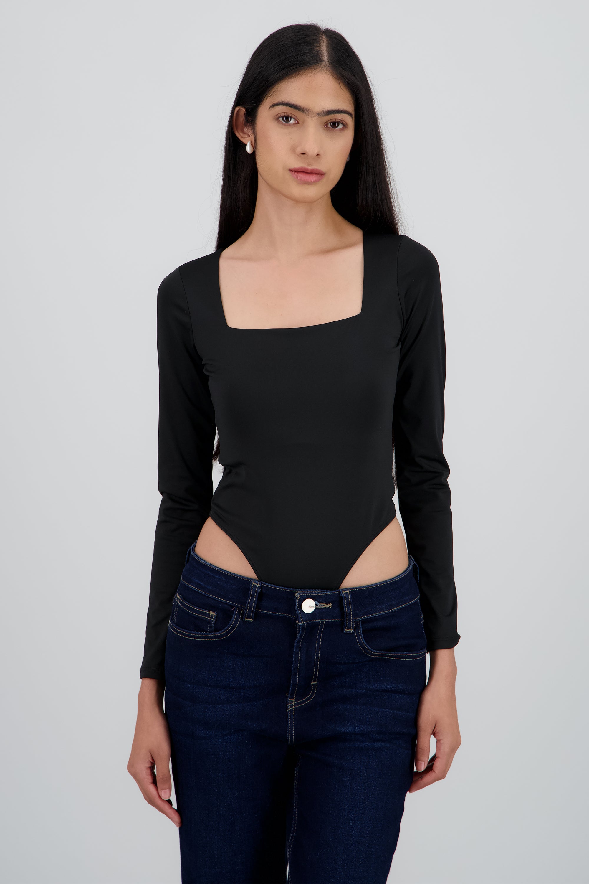 Body escote cuadrado manga larga NEGRO