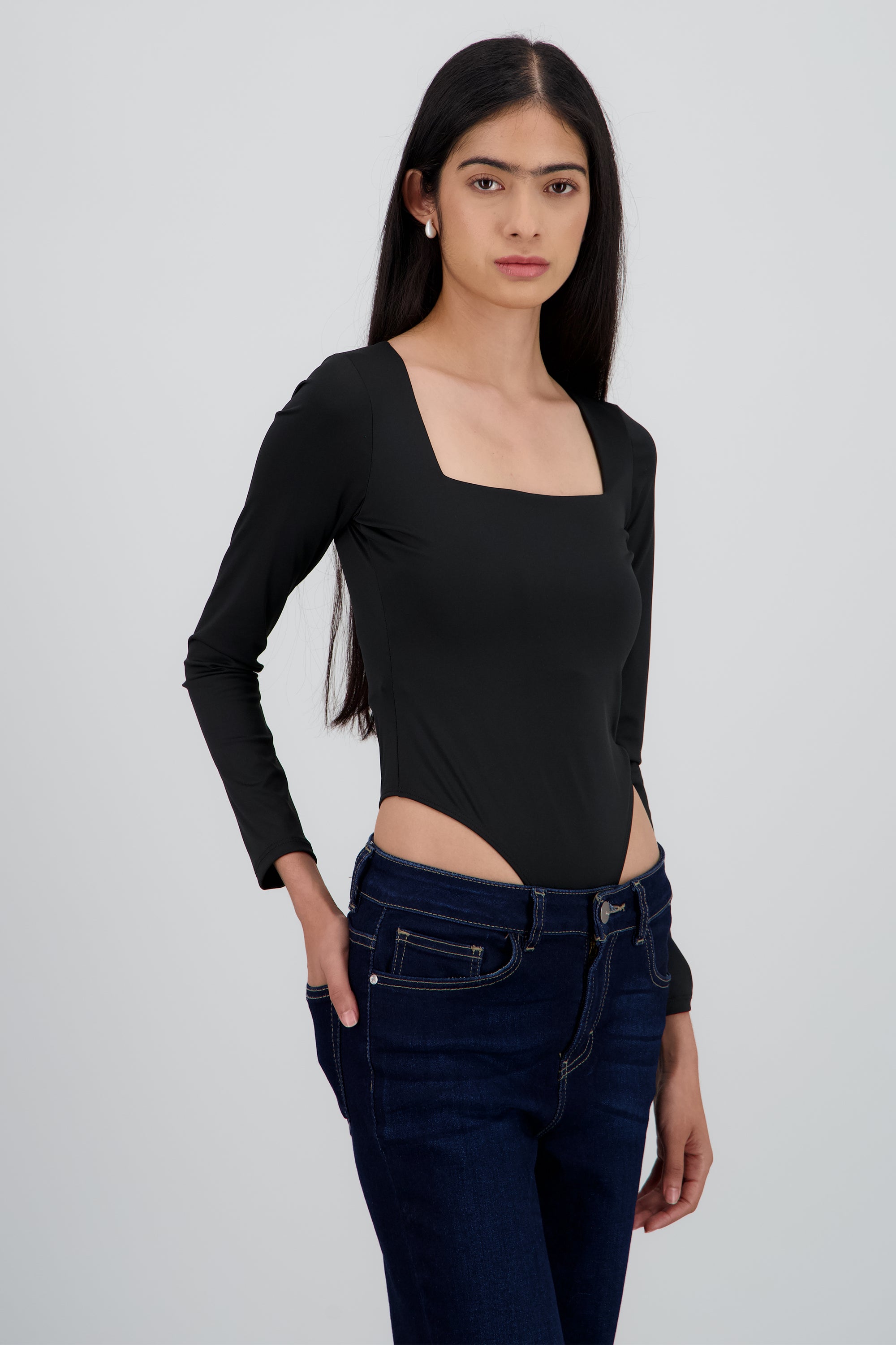 Body escote cuadrado manga larga NEGRO