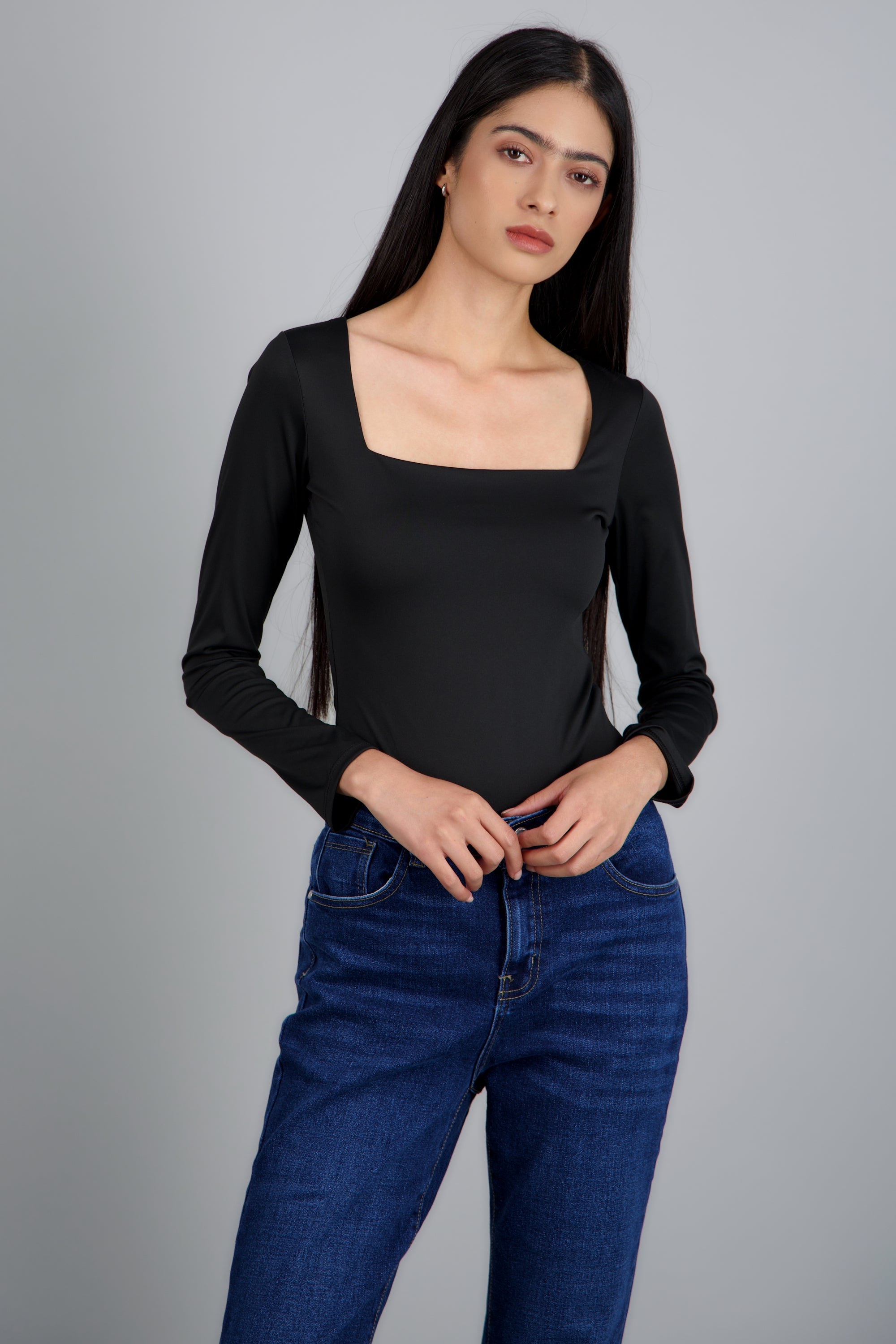 Body escote cuadrado manga larga NEGRO
