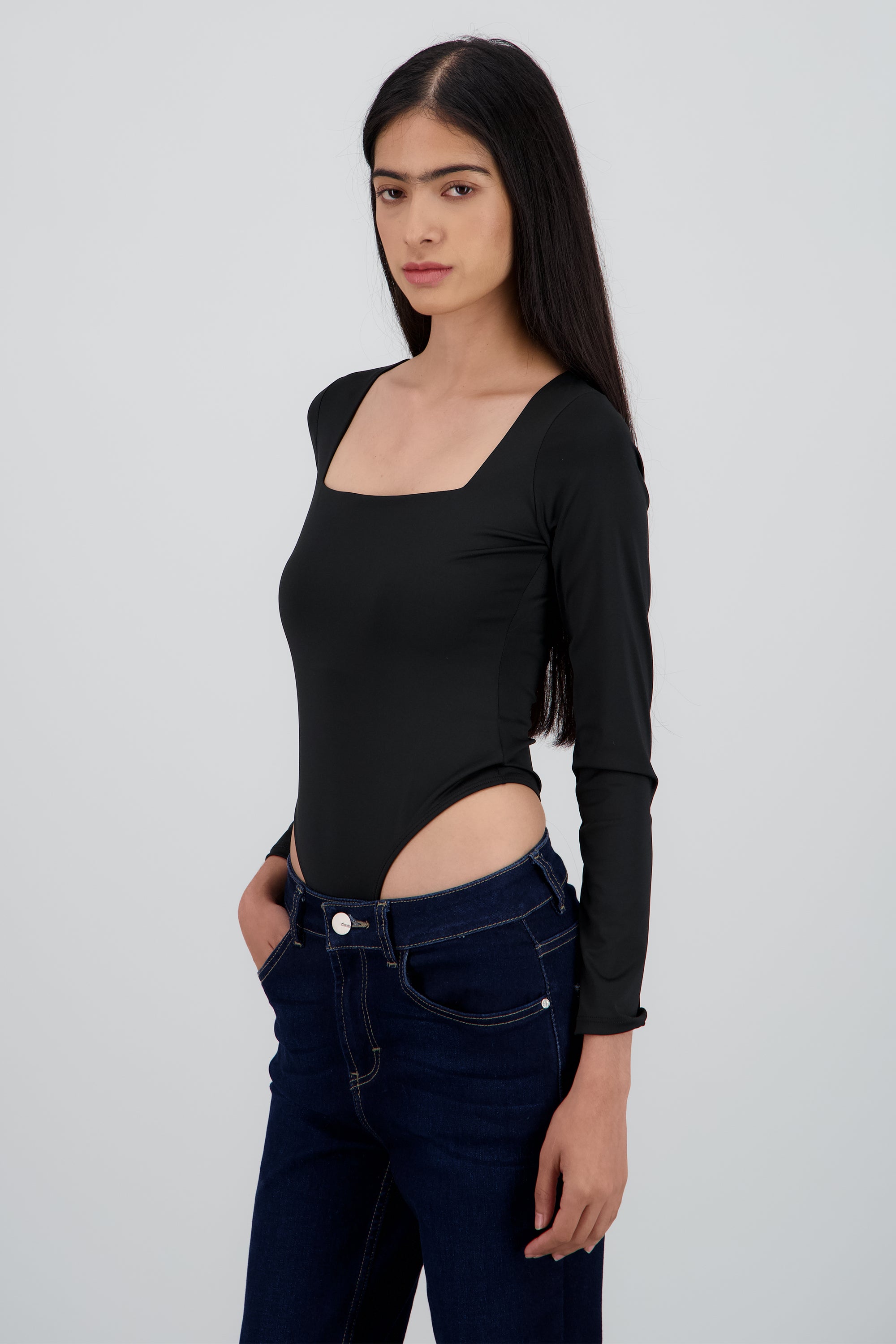 Body escote cuadrado manga larga NEGRO
