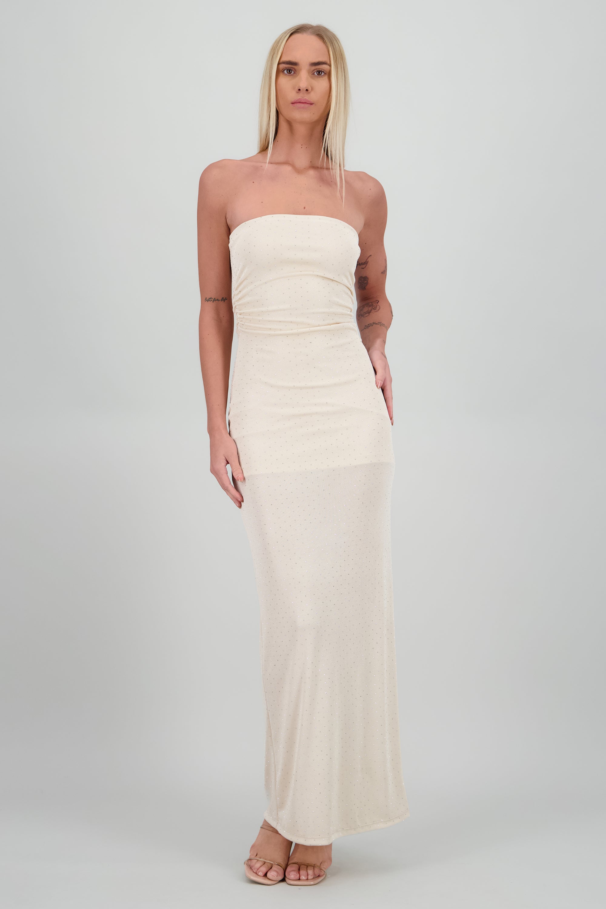 Vestido strapless detalle drapeado brillos BEIGE