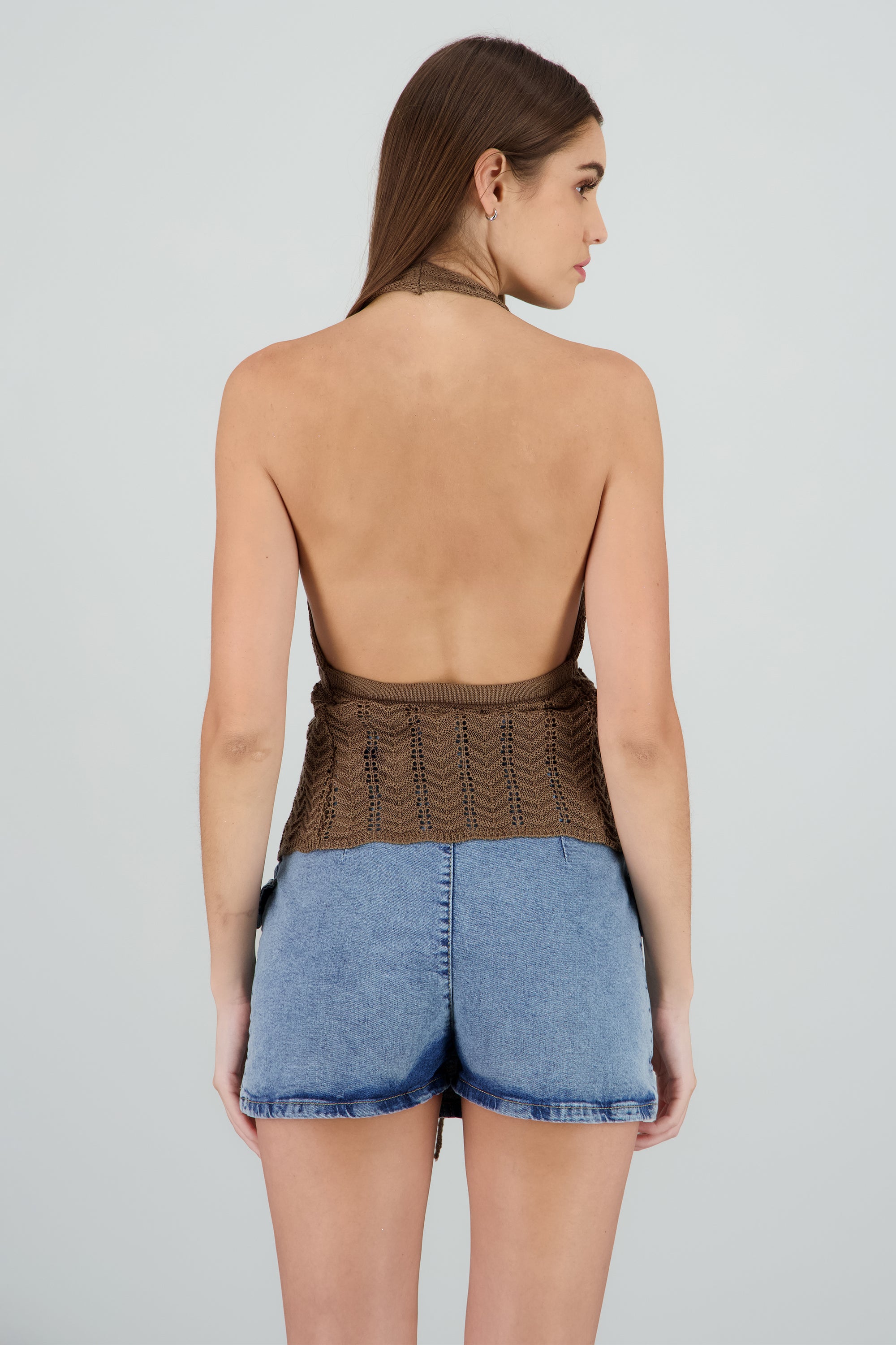 Top halter calado detalle laso CHOCOLATE