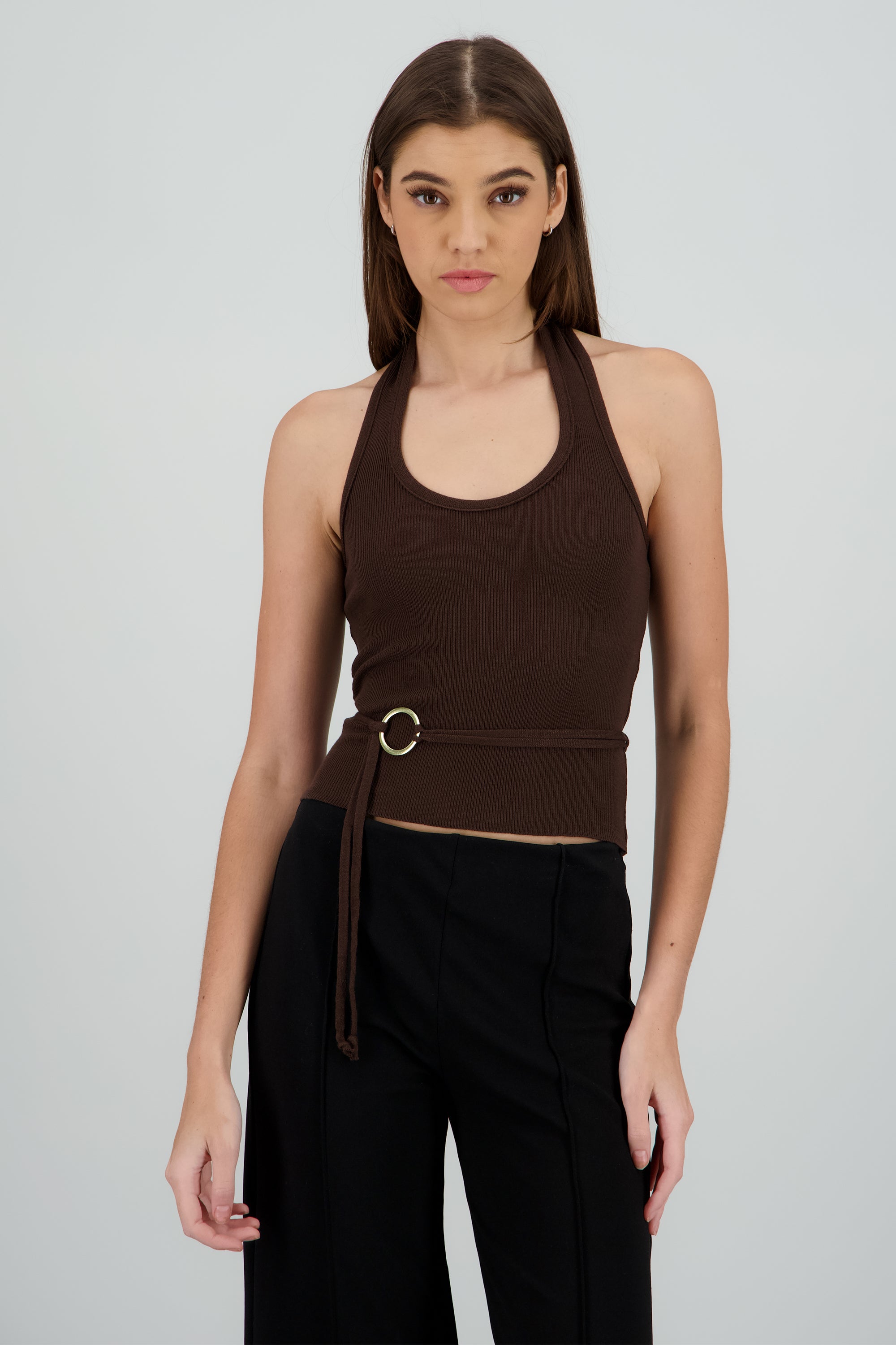 Top halter detalle hebilla CHOCOLATE