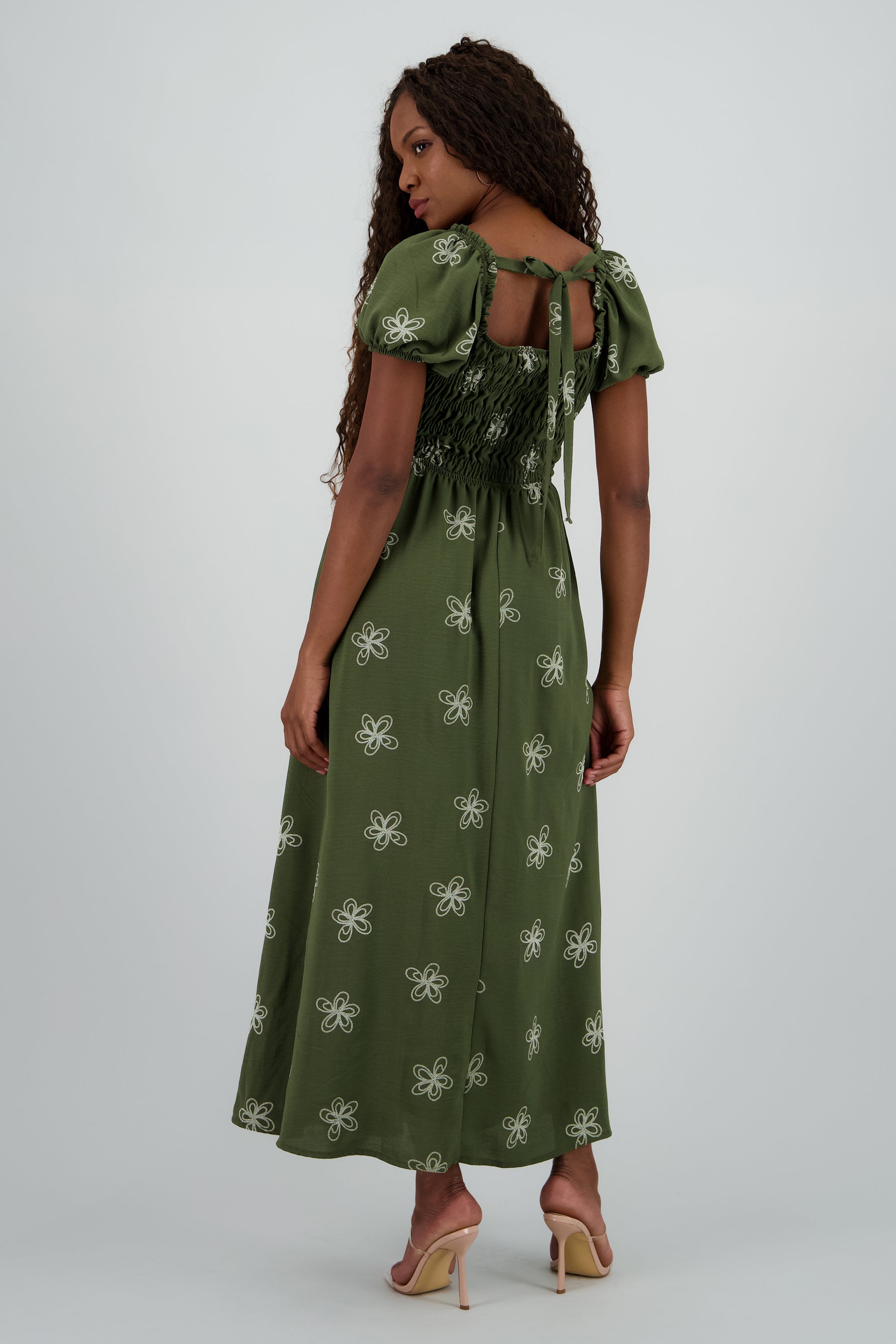 Vestido largo con escote en la espalda VERDE COMBO