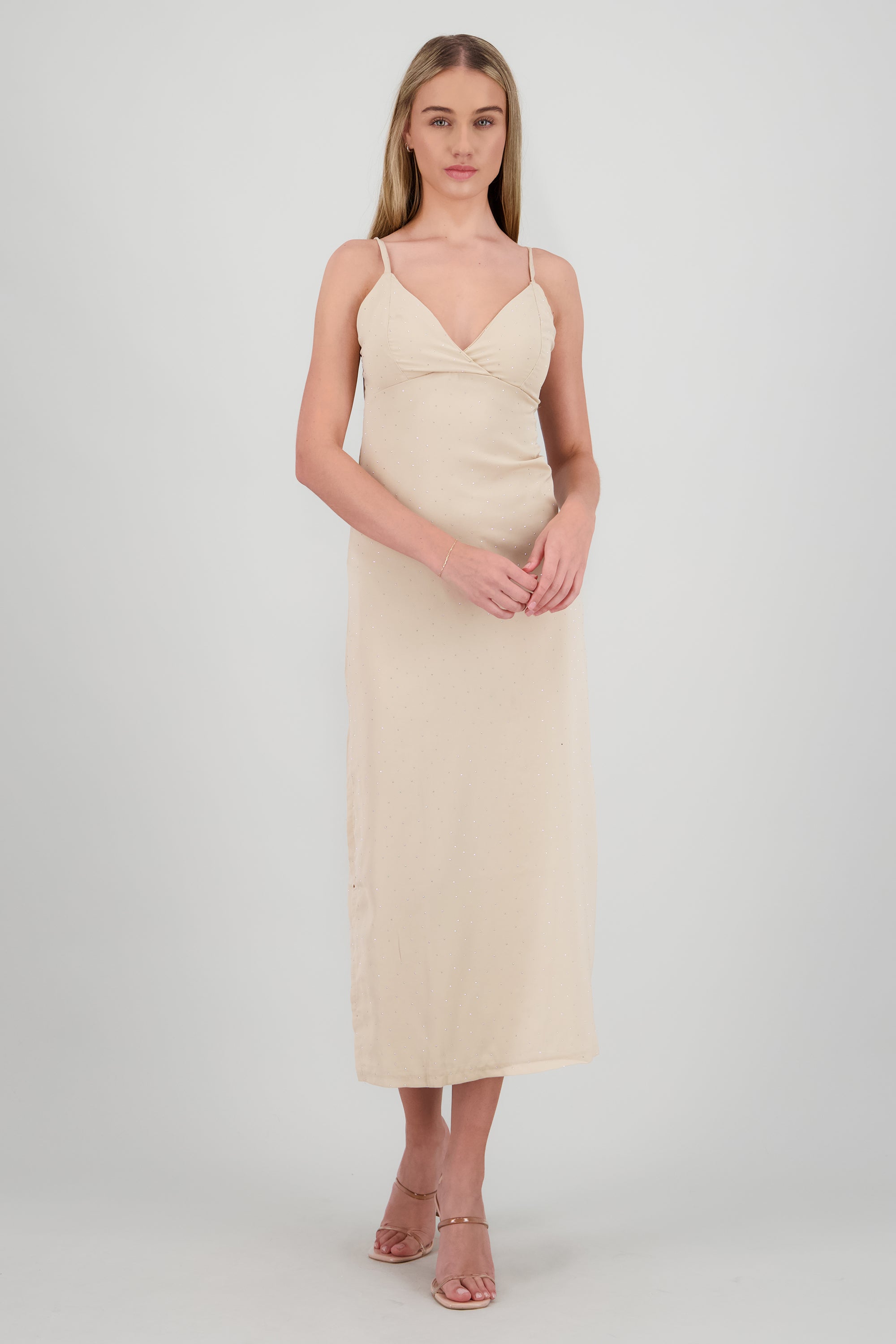Vestido midi brillos escote cruzado CREMA