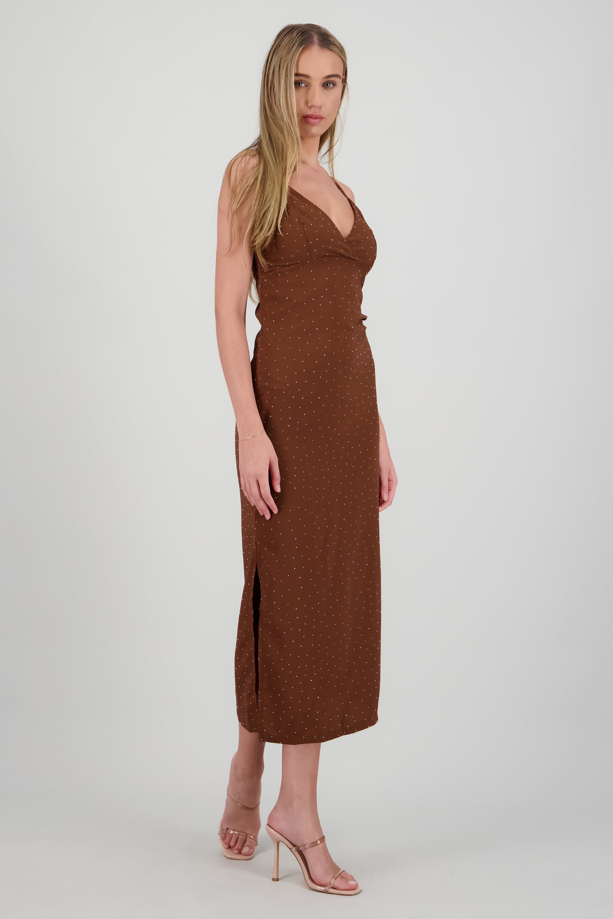 Vestido midi brillos escote cruzado CAFE