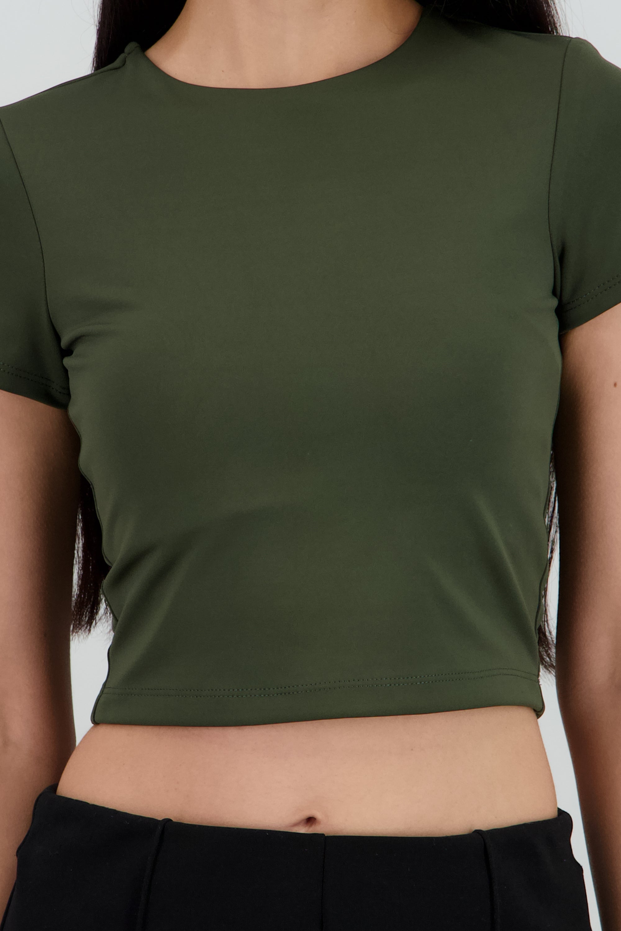 Crop top manga corta OLIVO