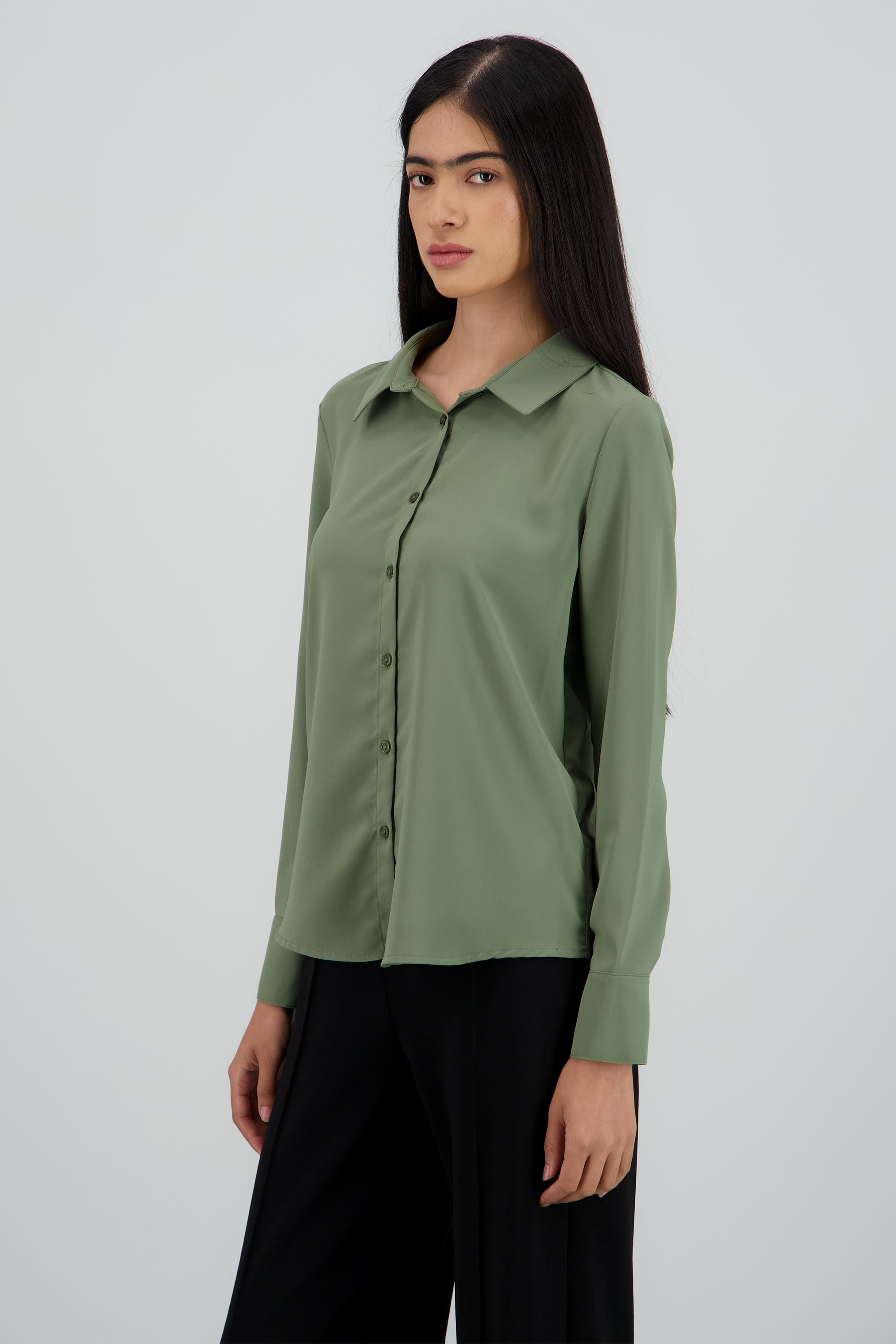 Camisa amplia manga larga lisa OLIVO