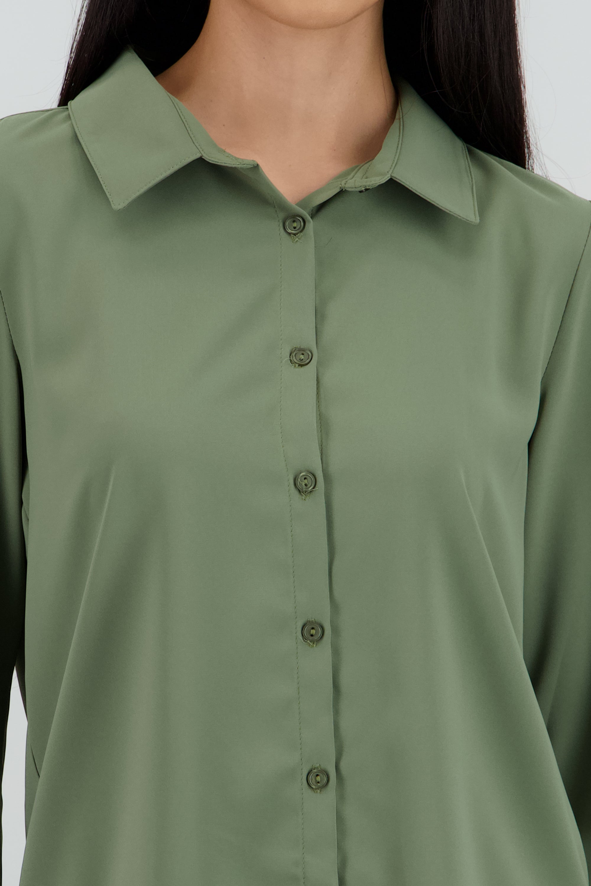 Camisa amplia manga larga lisa OLIVO