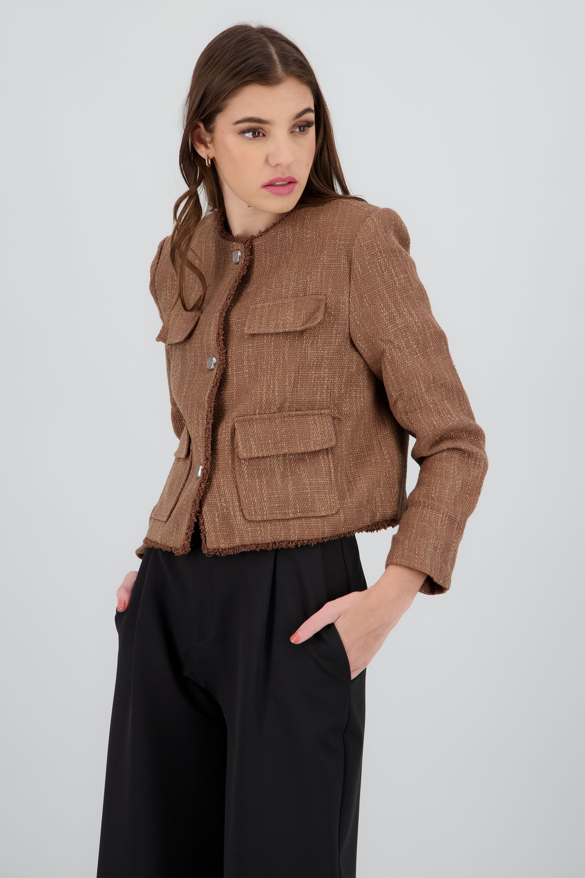 Saco de tweed detalle bordes CAFE