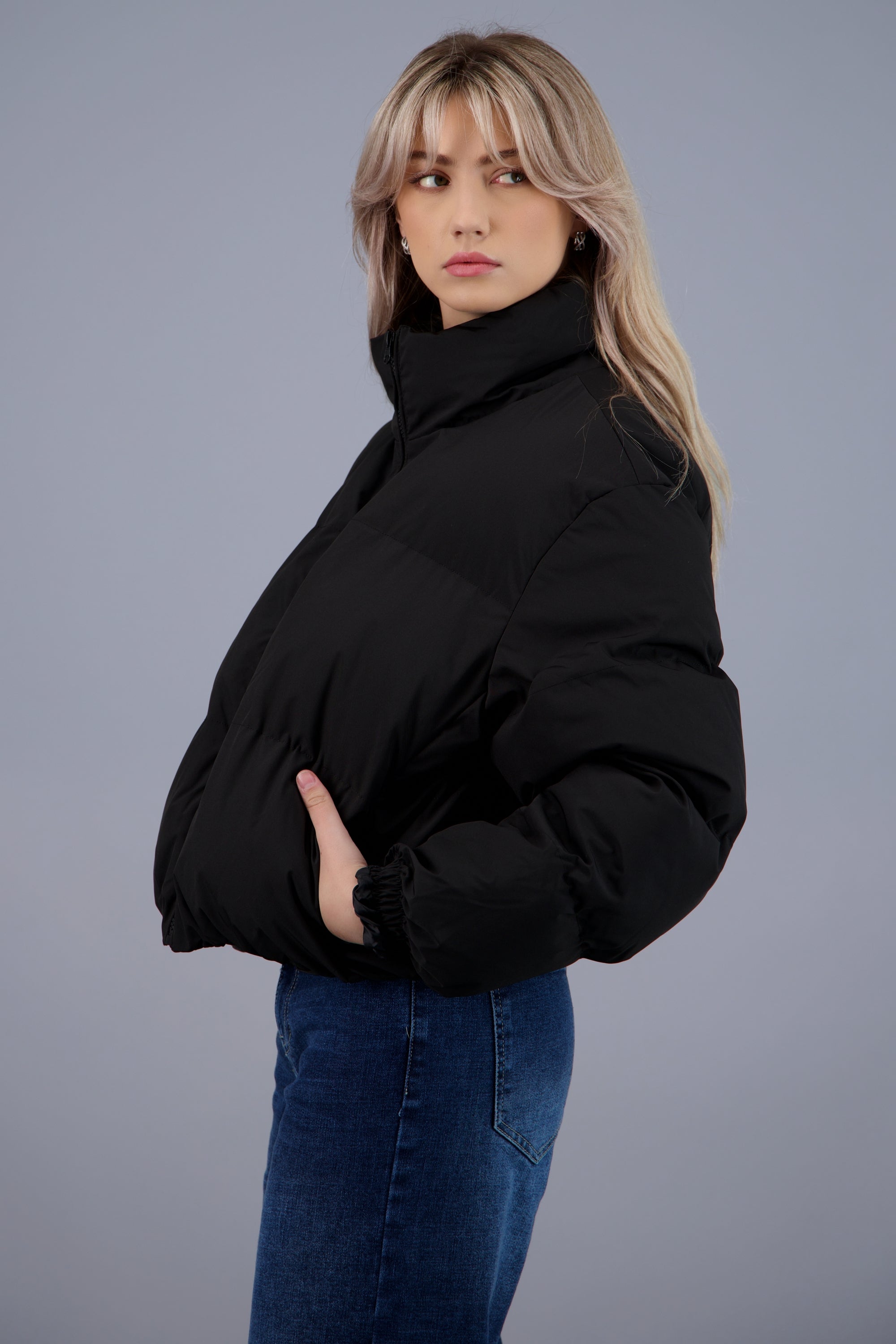 Chamarra puffer corta NEGRO