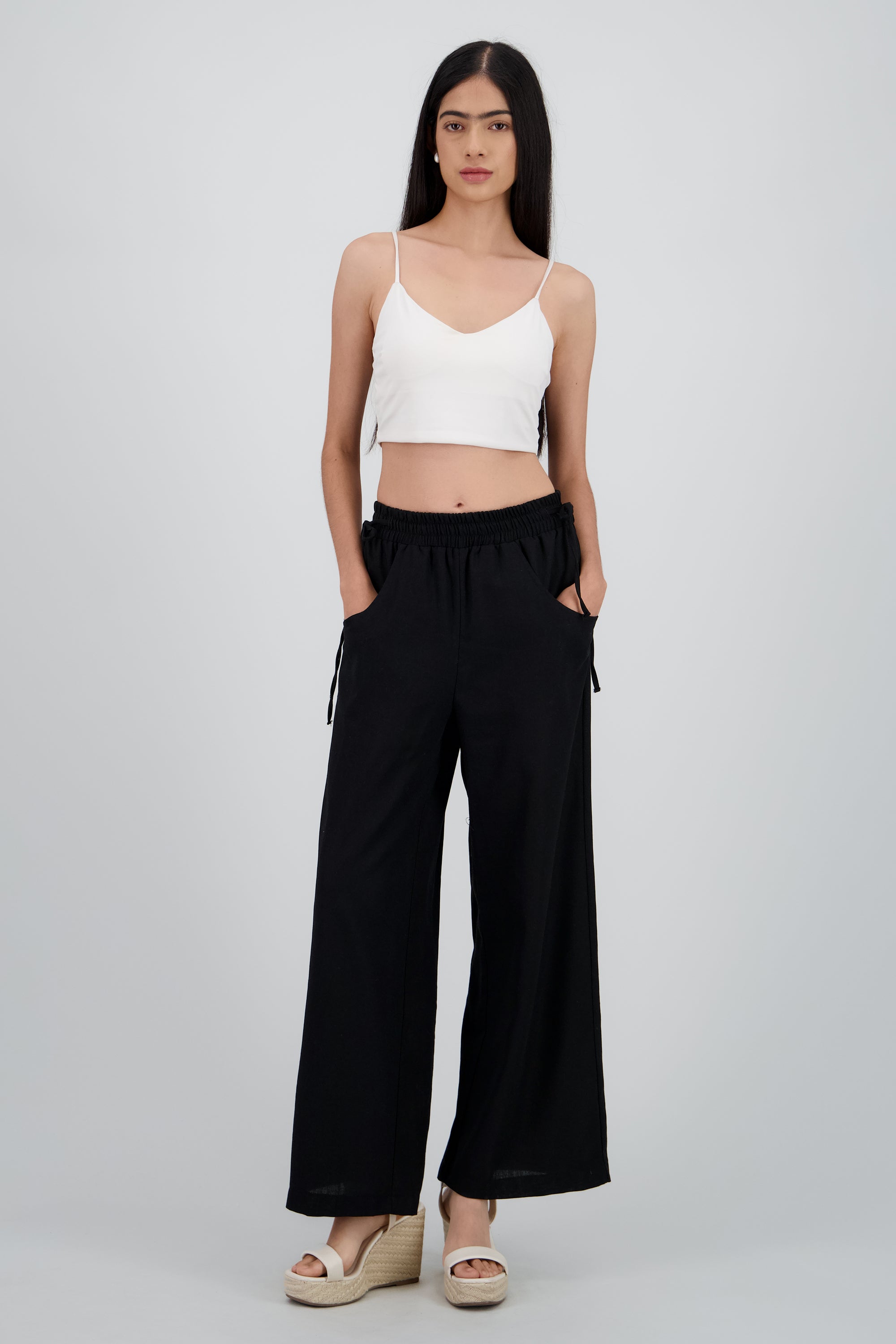 pantalon ligero jaretas bolsas NEGRO
