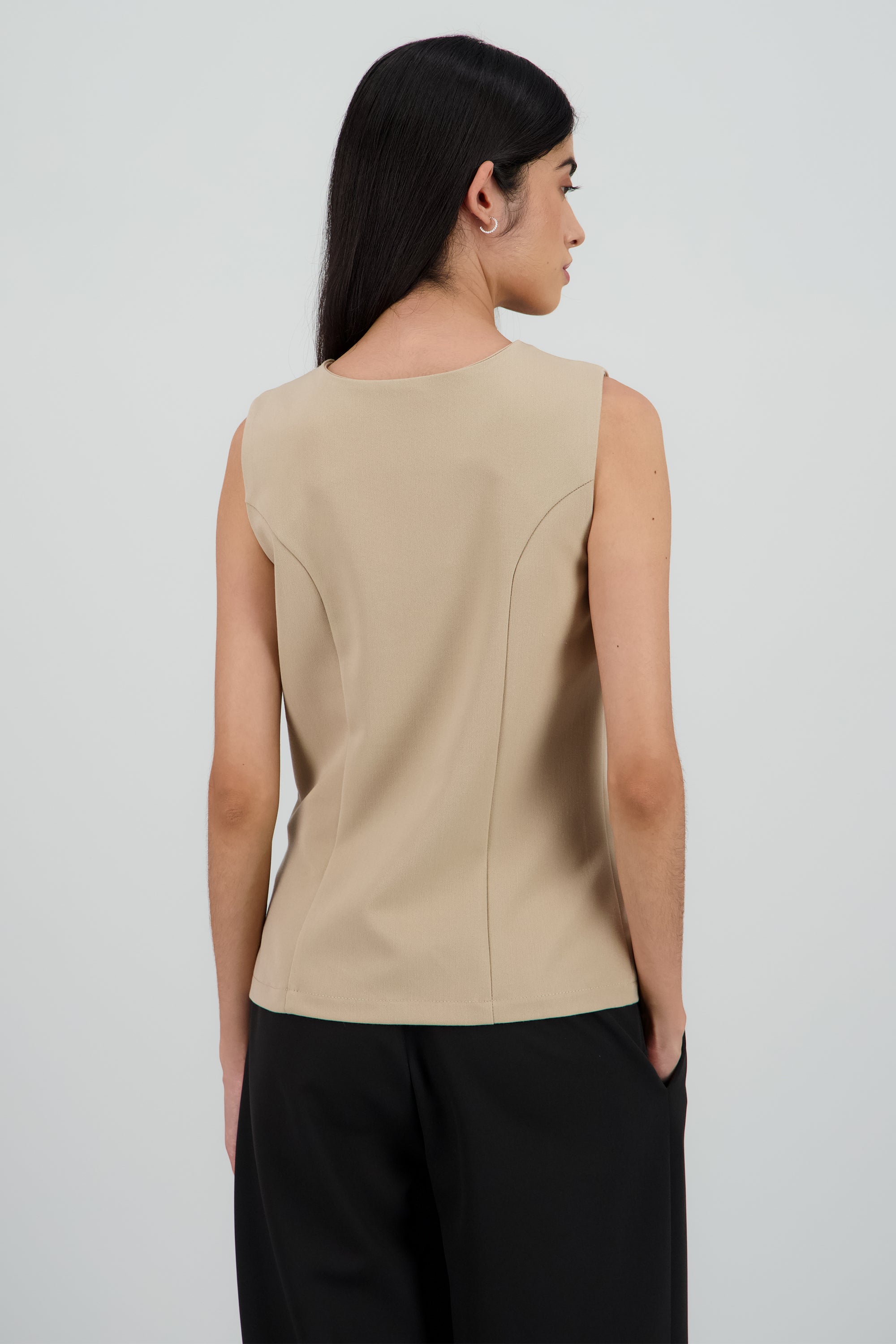 Chaleco largo con cuello redondo NUDE