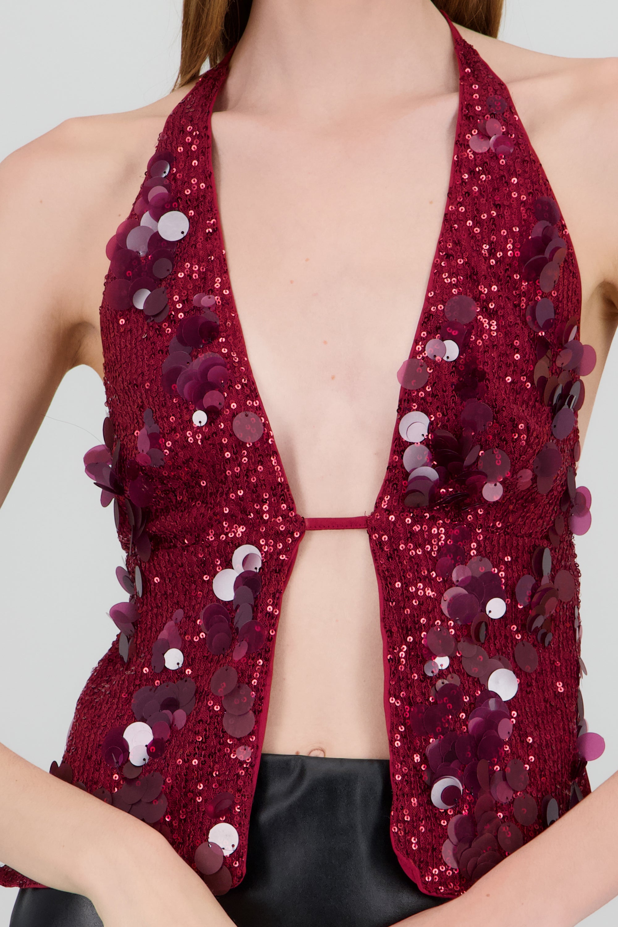 Top halter lentejuelas con espalda amarre VINO