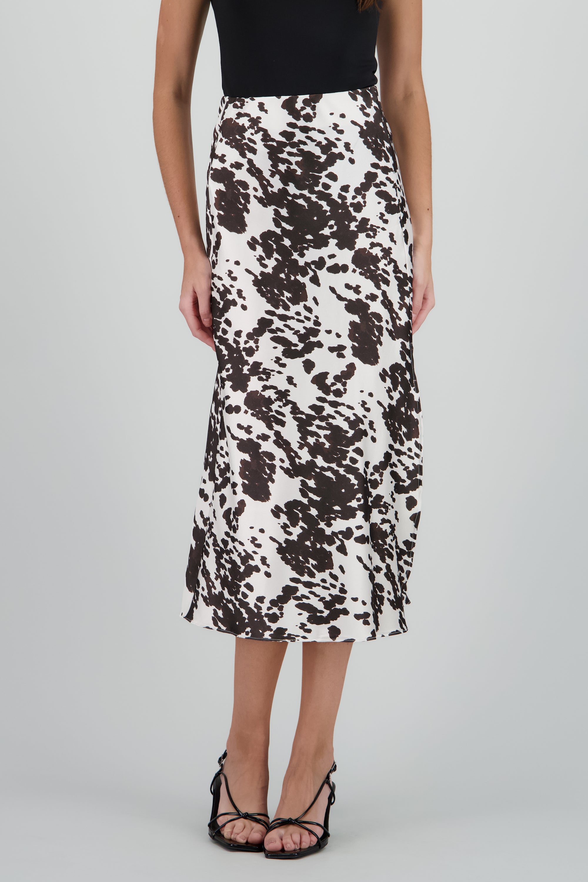 Falda maxi satinada estampado vaca CAFE COMBO