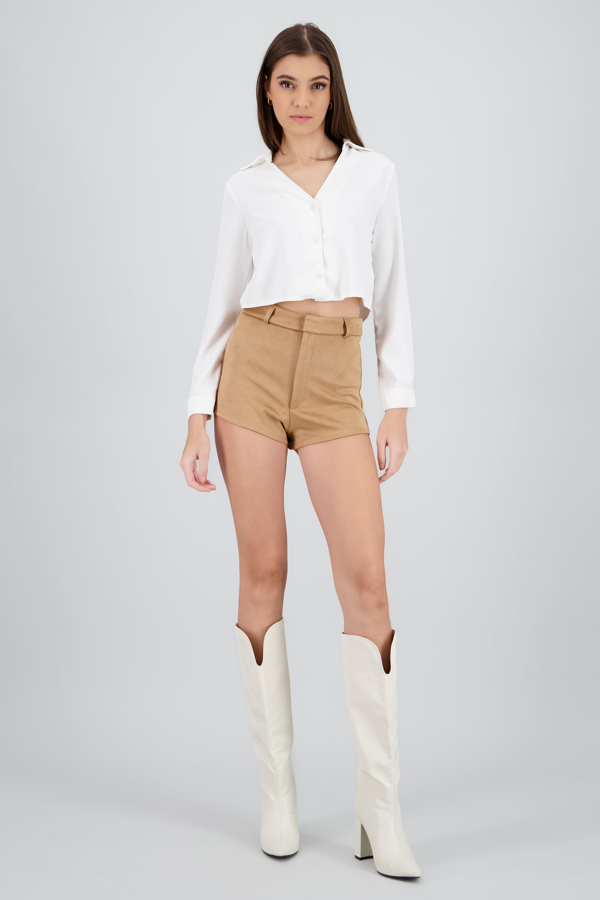 Short mini de suede con pretina lisa CAMELLO