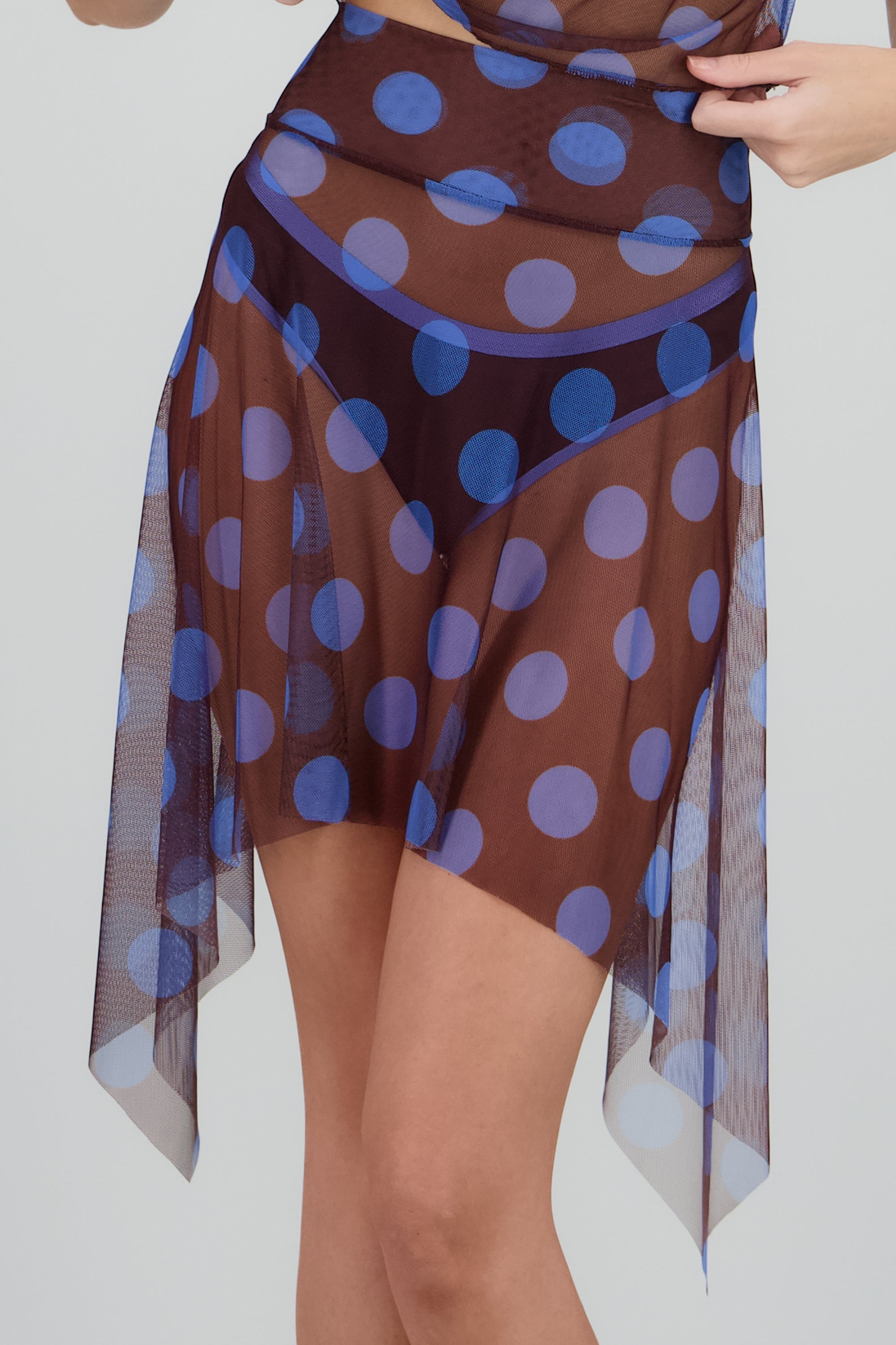 Pareo asimetrico estampado lunares CAFE COMBO