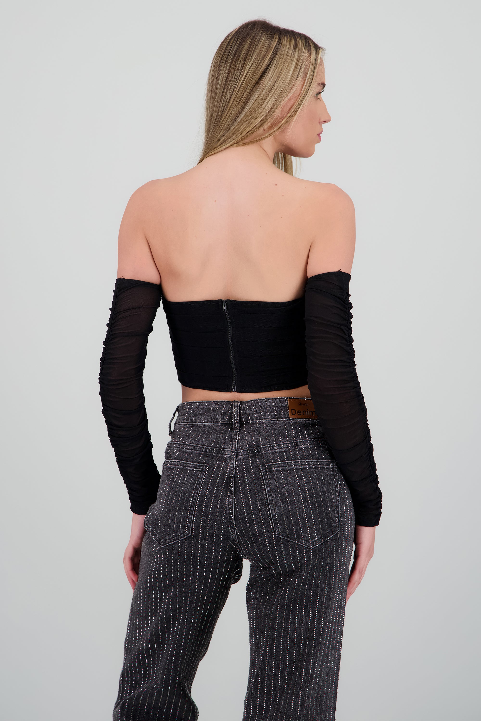 Top bandeau con mangas fruncido NEGRO