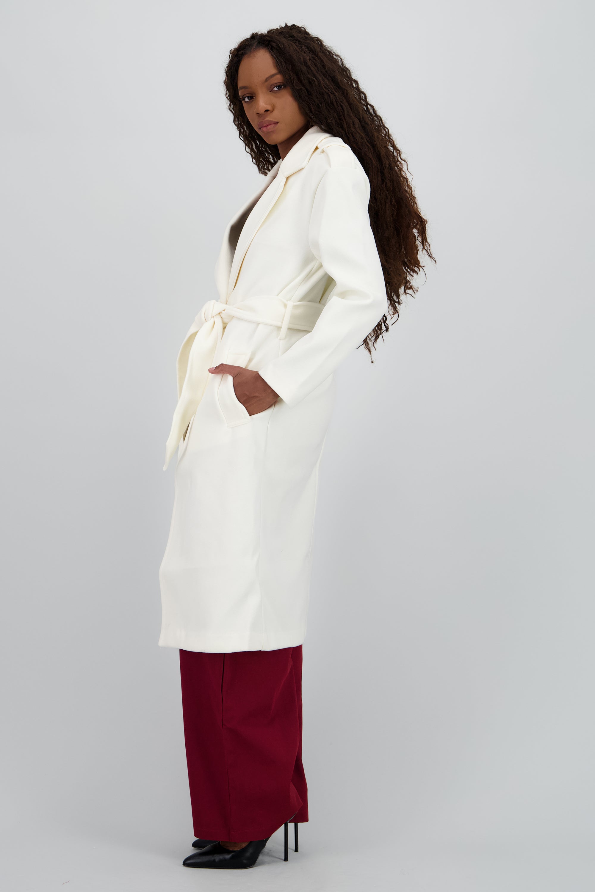 Abrigo midi con cinturon CREMA