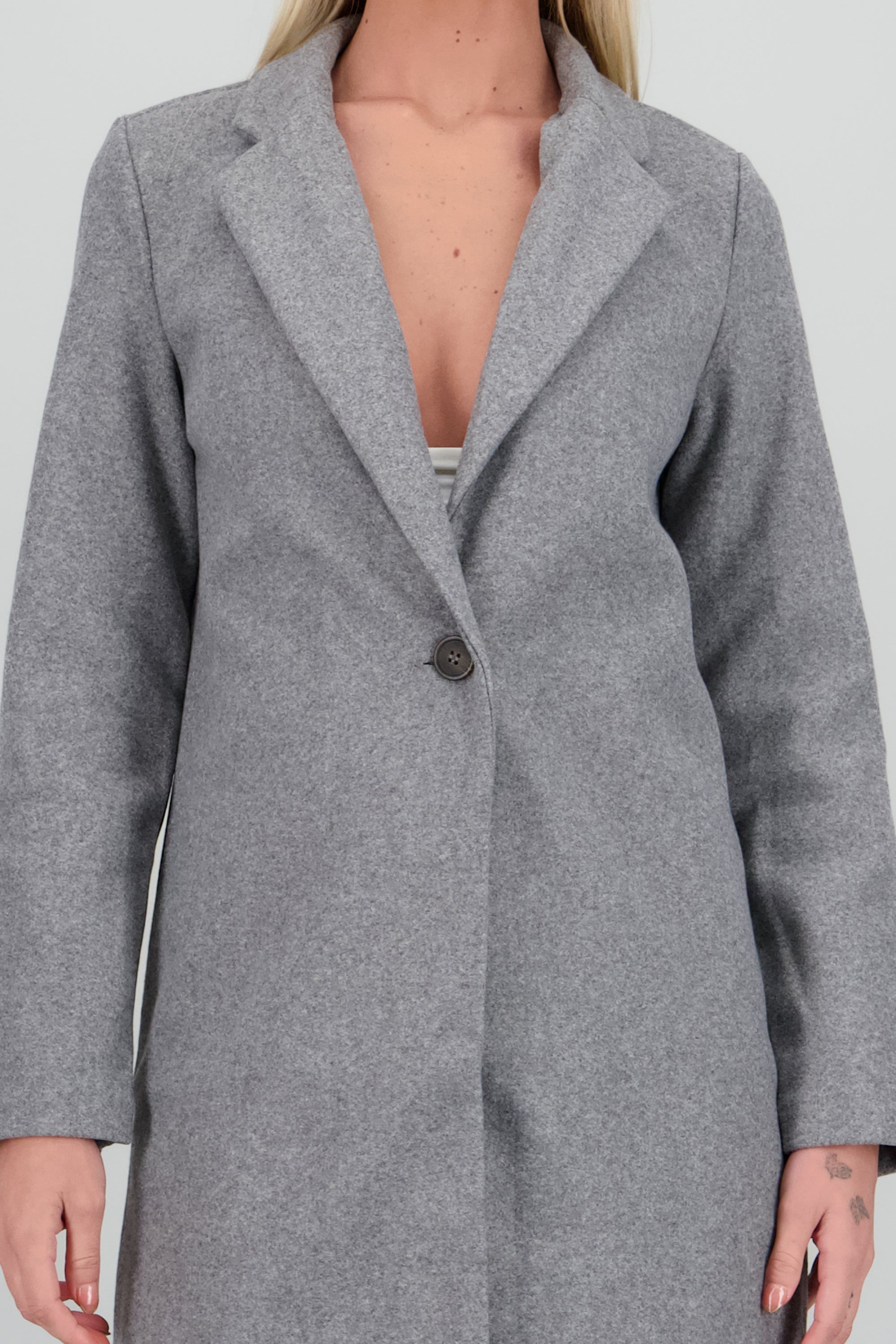 Abrigo largo boton GRIS