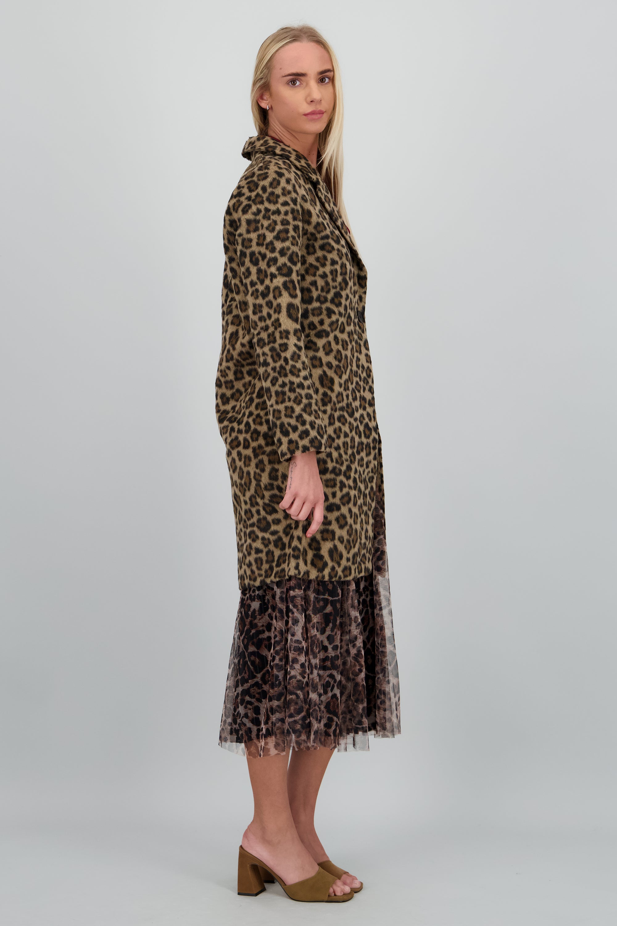 Abrigo animal print midi CAFE COMBO