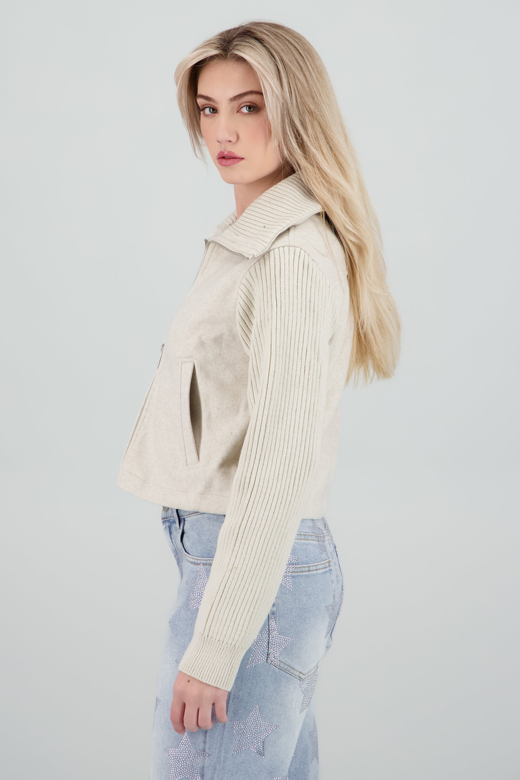 Light jacket contraste tejido de punto CREMA