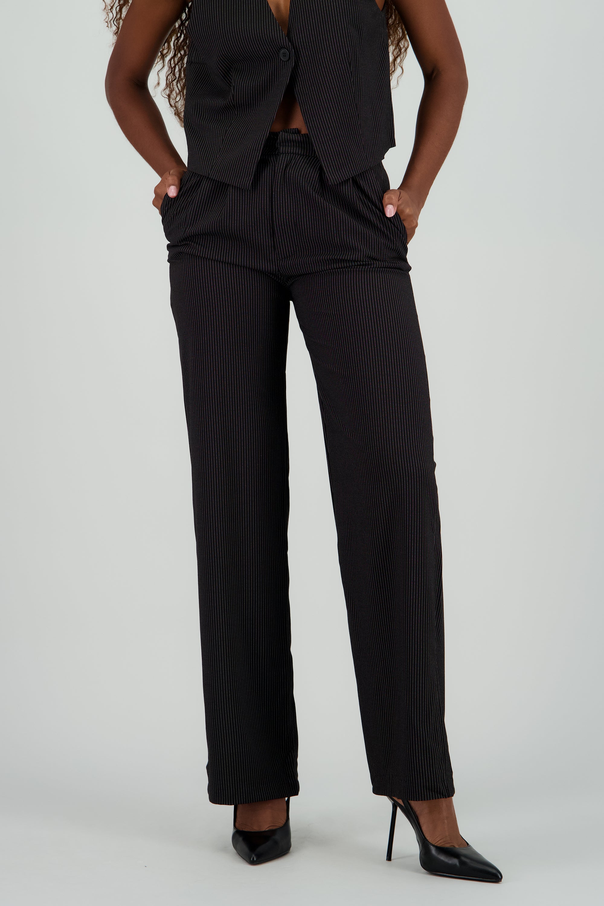 Pantalon sastreado detalle rayas NEGRO