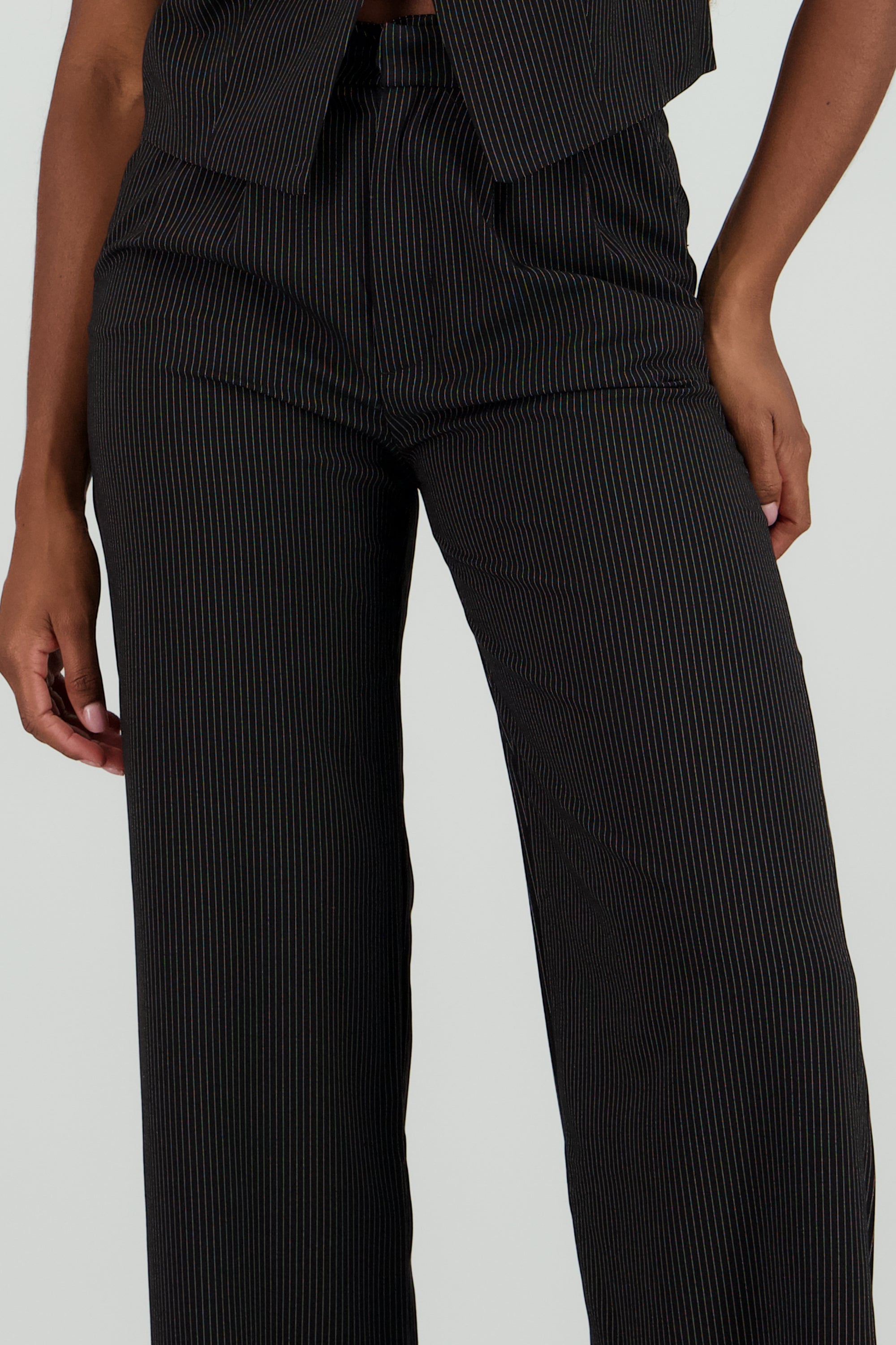 Pantalon sastreado detalle rayas NEGRO