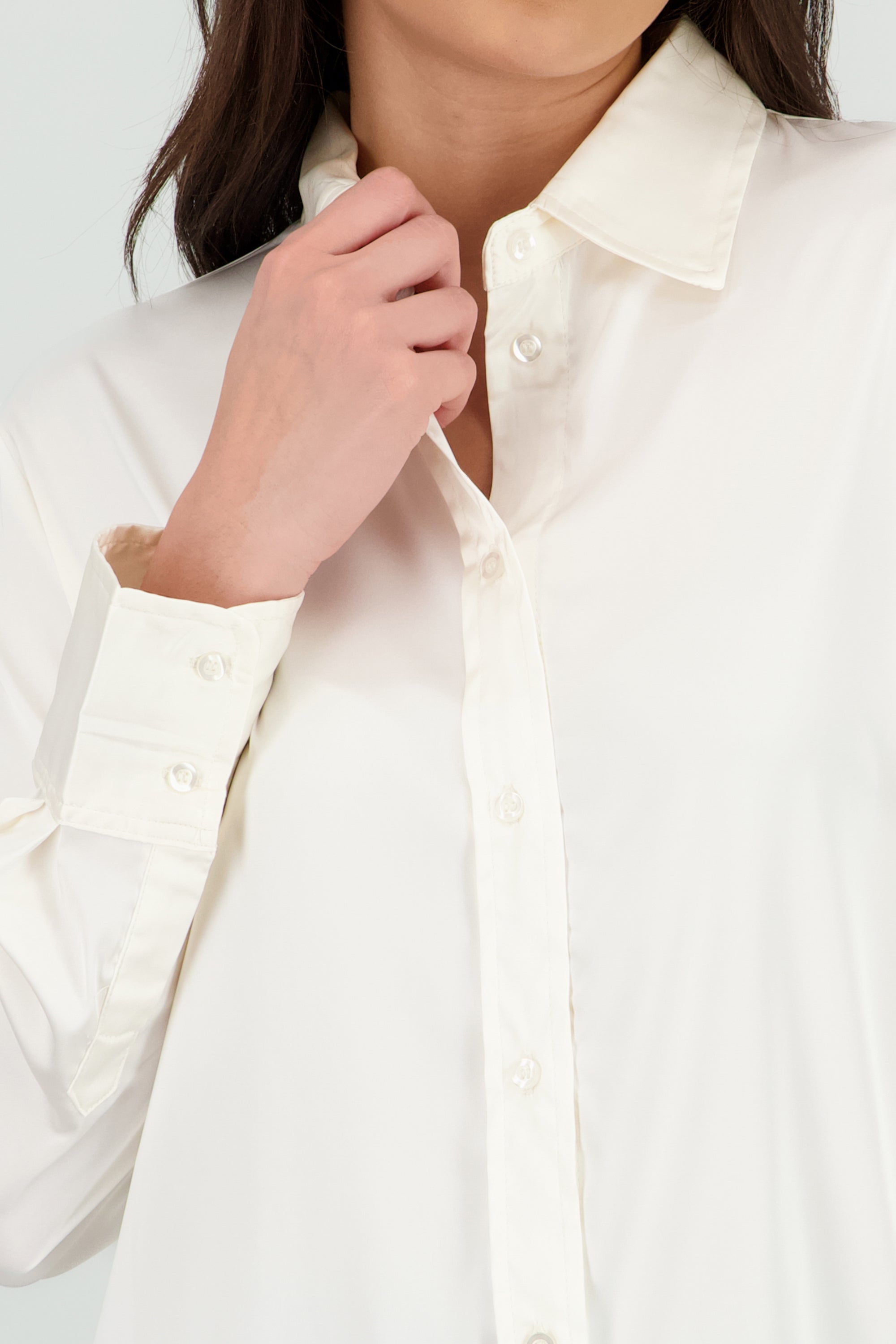 Camisa botones satin CREMA
