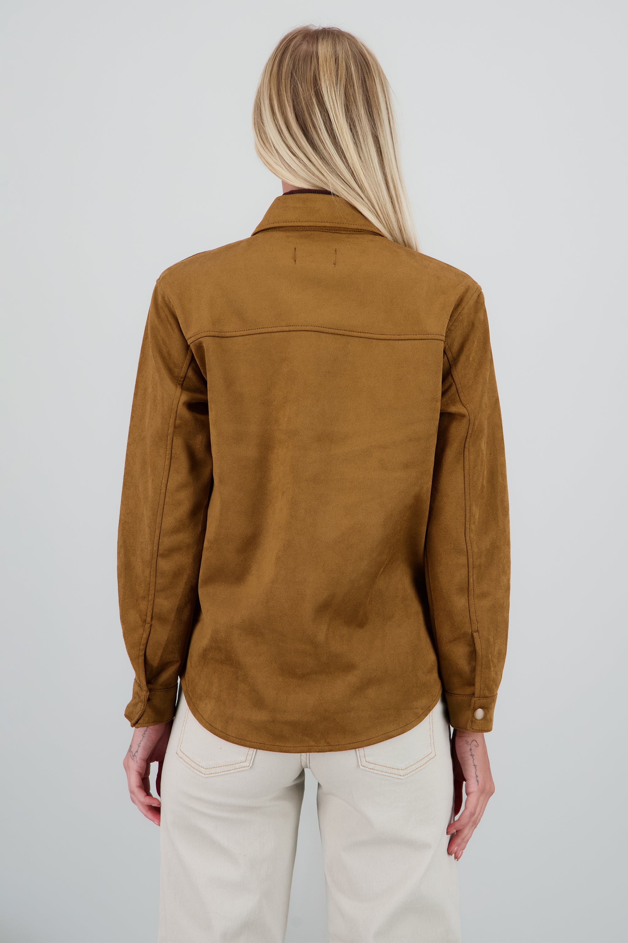 Chamarra suade detalle bolsas CAMELLO