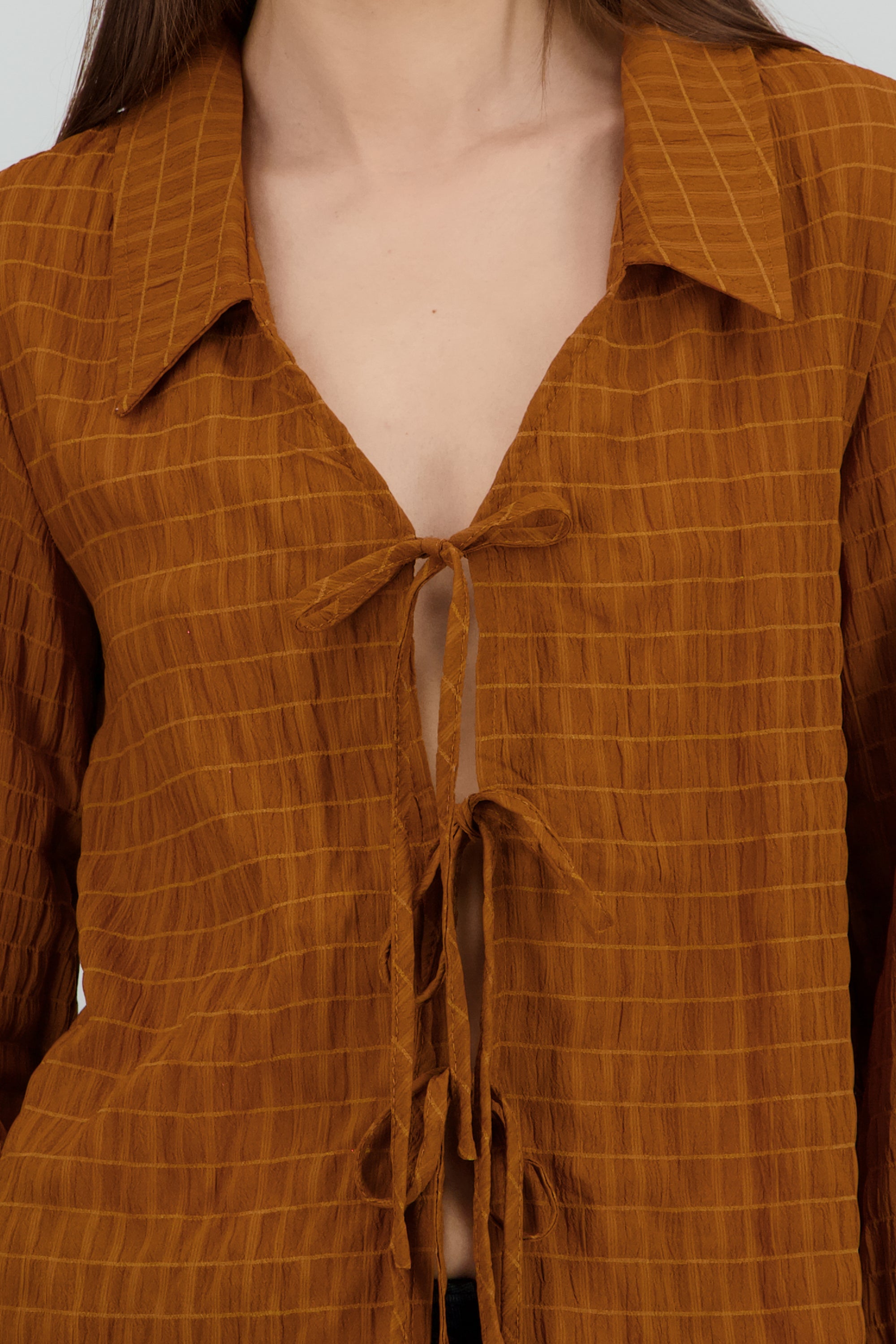 Blusa manga larga textura CHOCOLATE