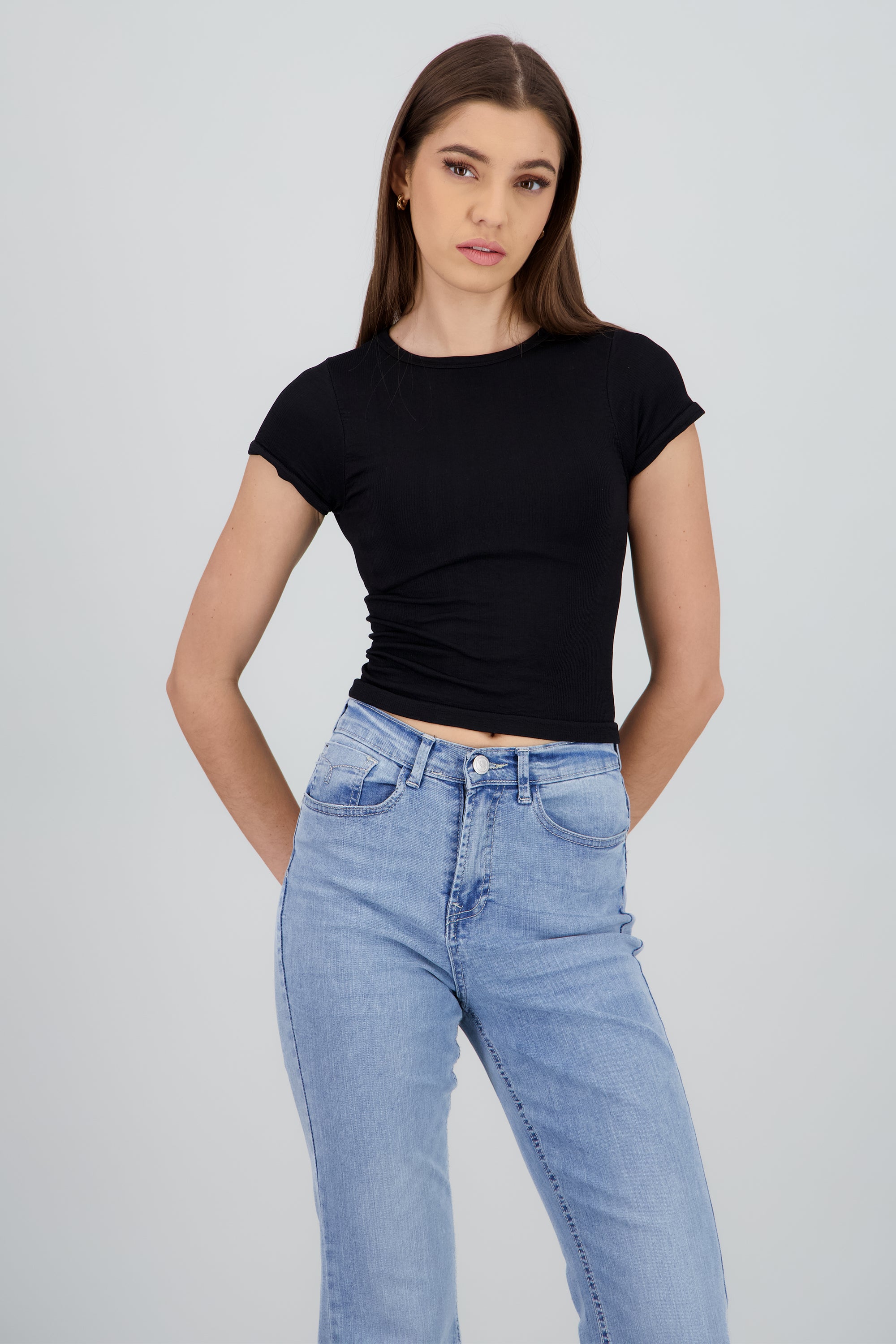 Top seamlesss manga corta NEGRO