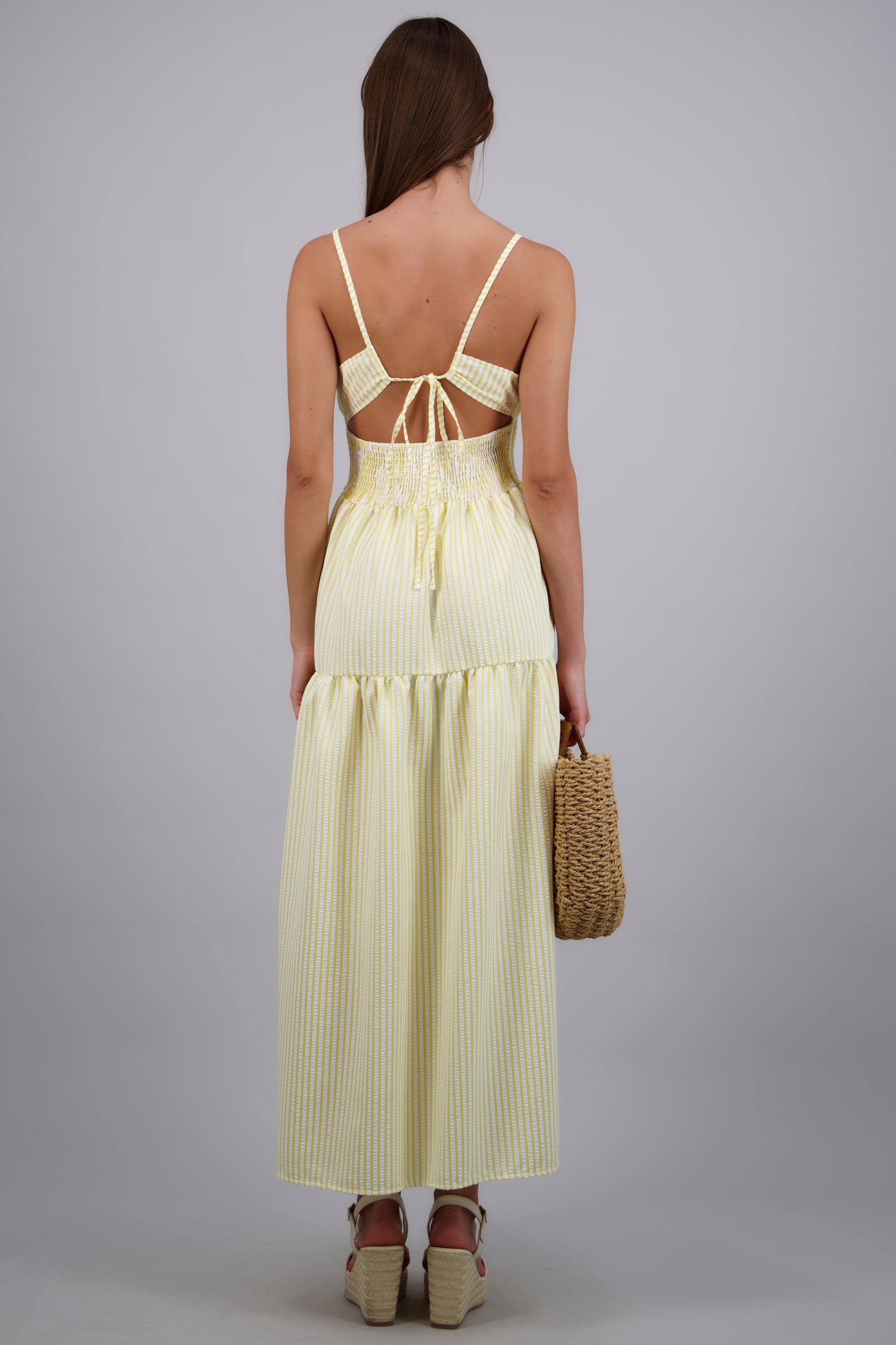 Vestido maxi lineas escote espalda AMARILLO PASTEL