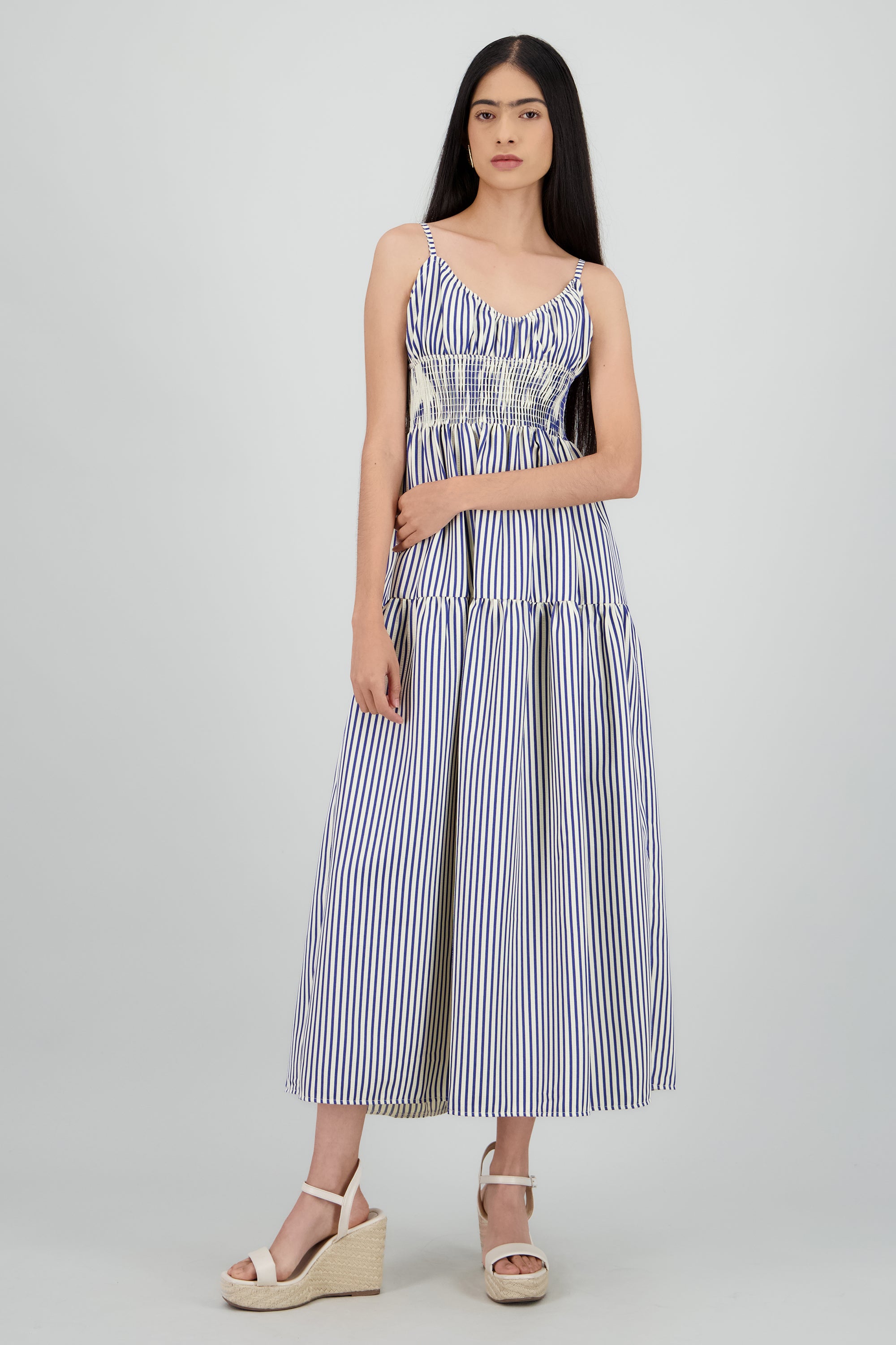 Vestido maxi lineas escote espalda AZUL COMBO