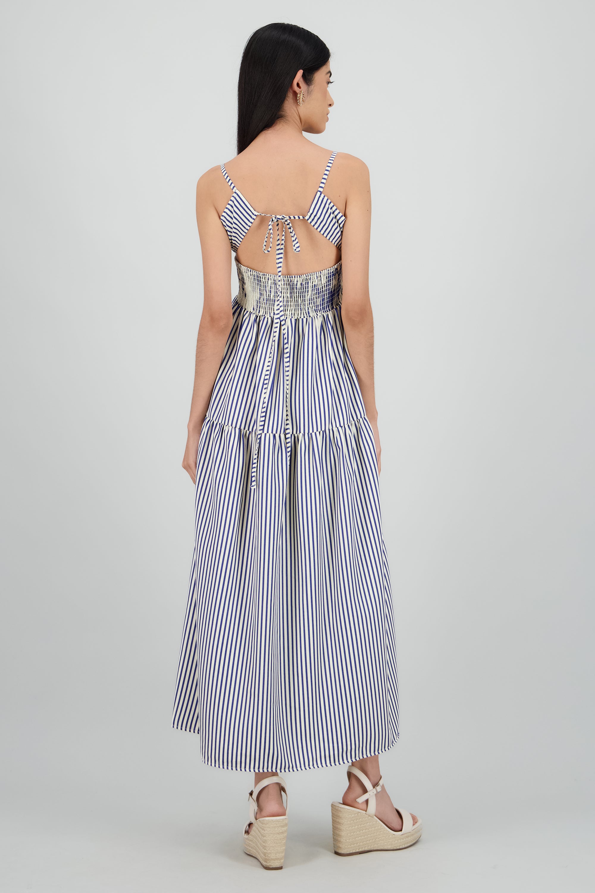 Vestido maxi lineas escote espalda AZUL COMBO