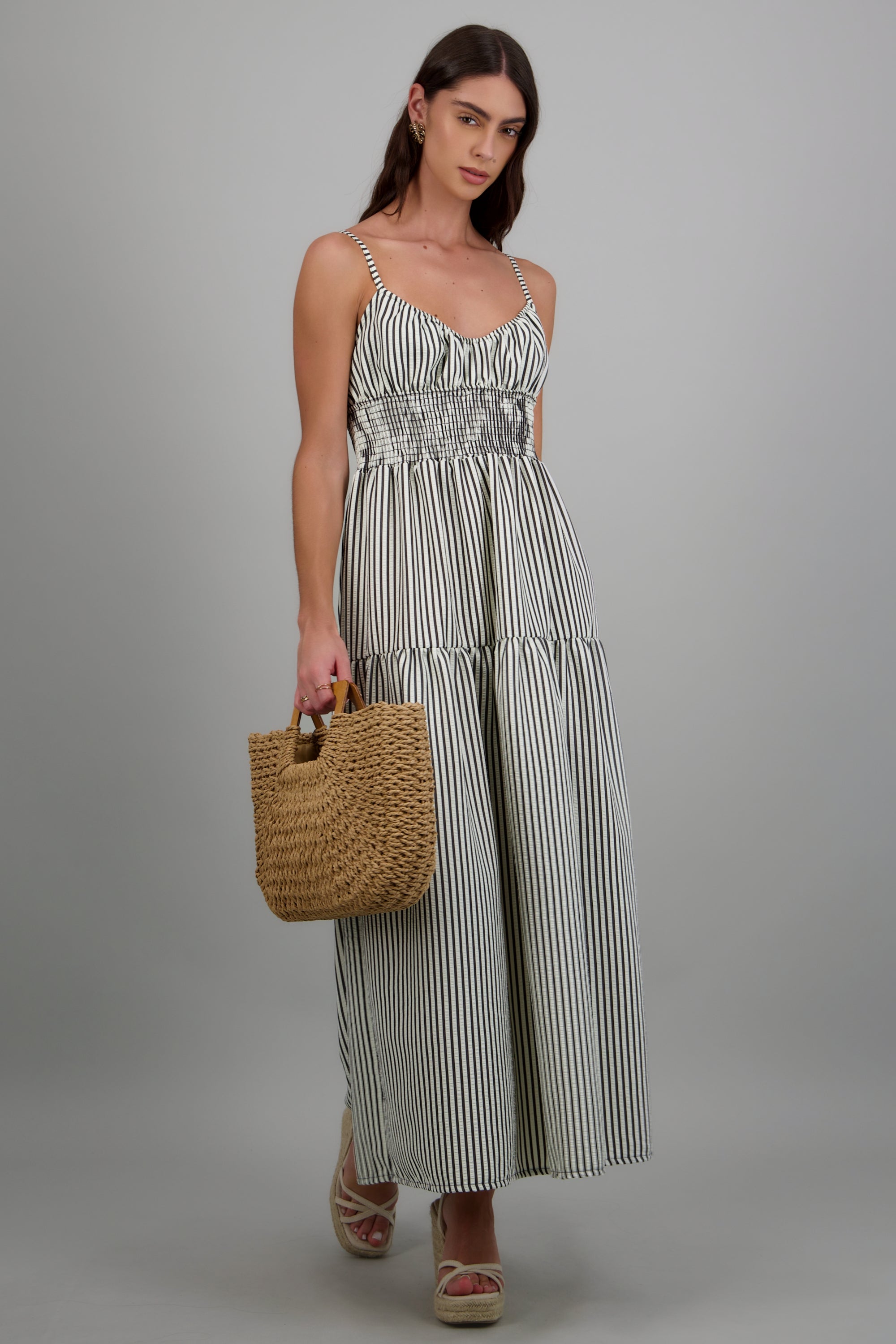 Vestido maxi lineas escote espalda NEGRO
