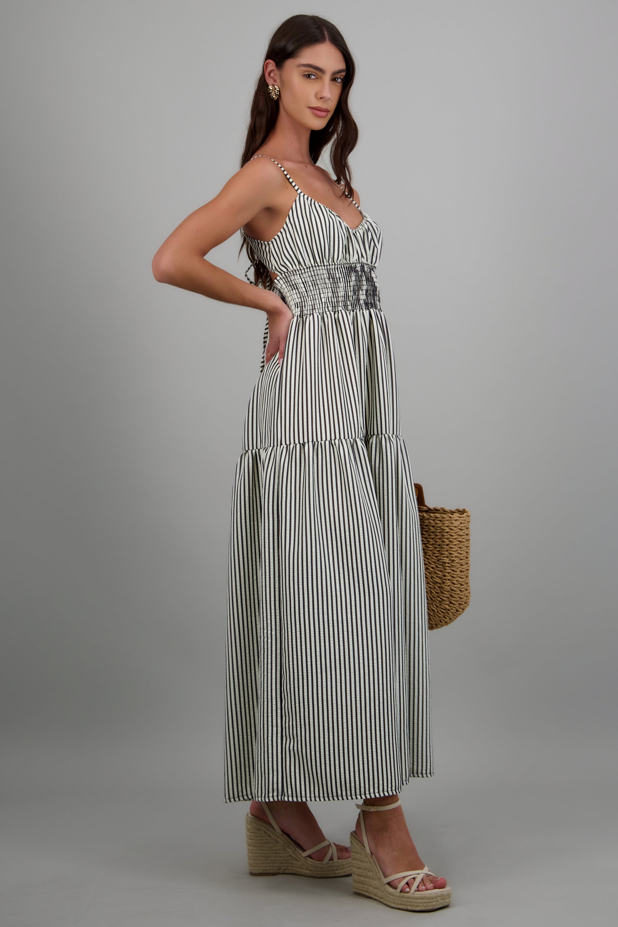 Vestido maxi lineas escote espalda NEGRO