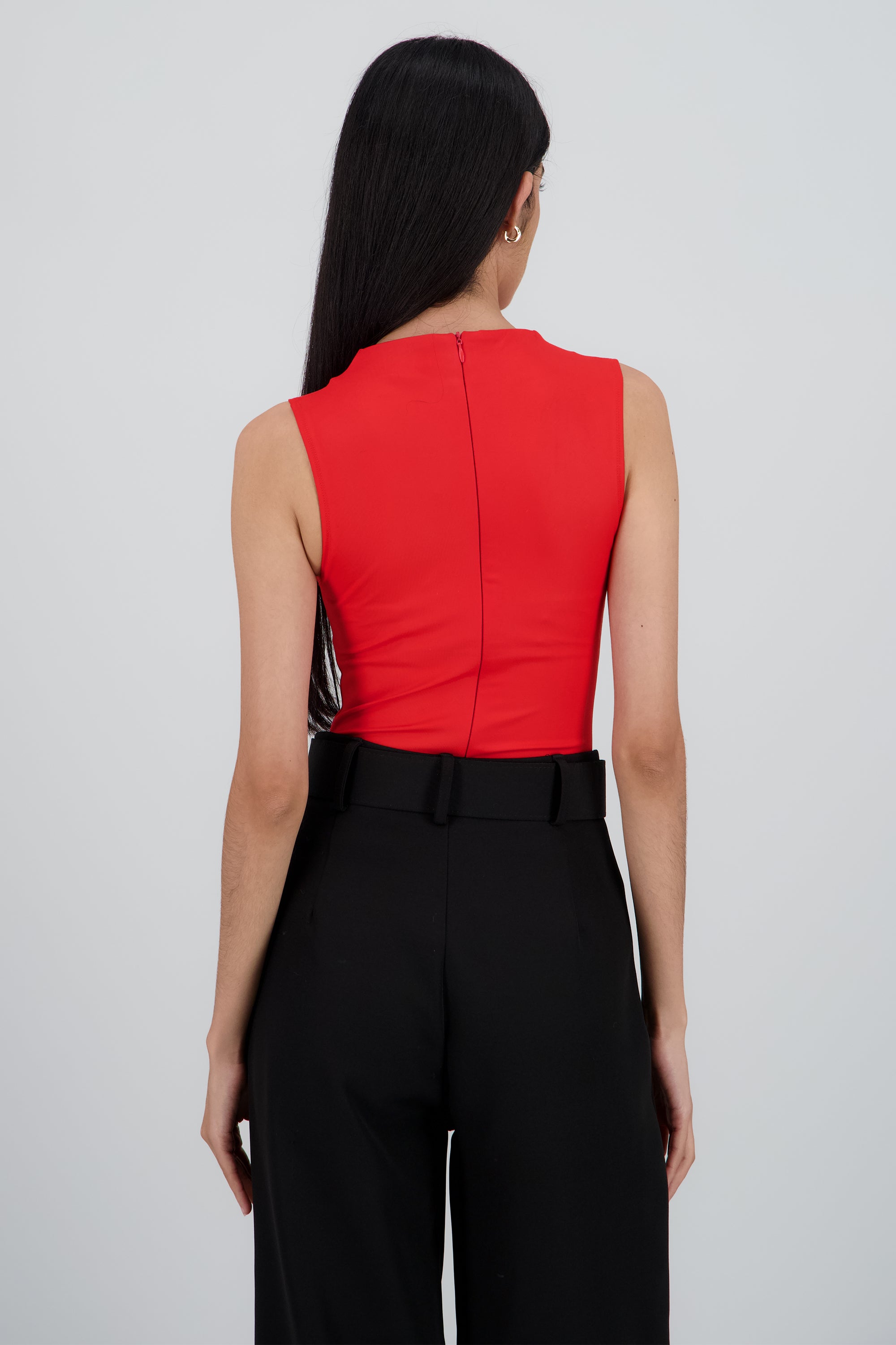 Bodysuit cuello alto detalle cierre espalda ROJO