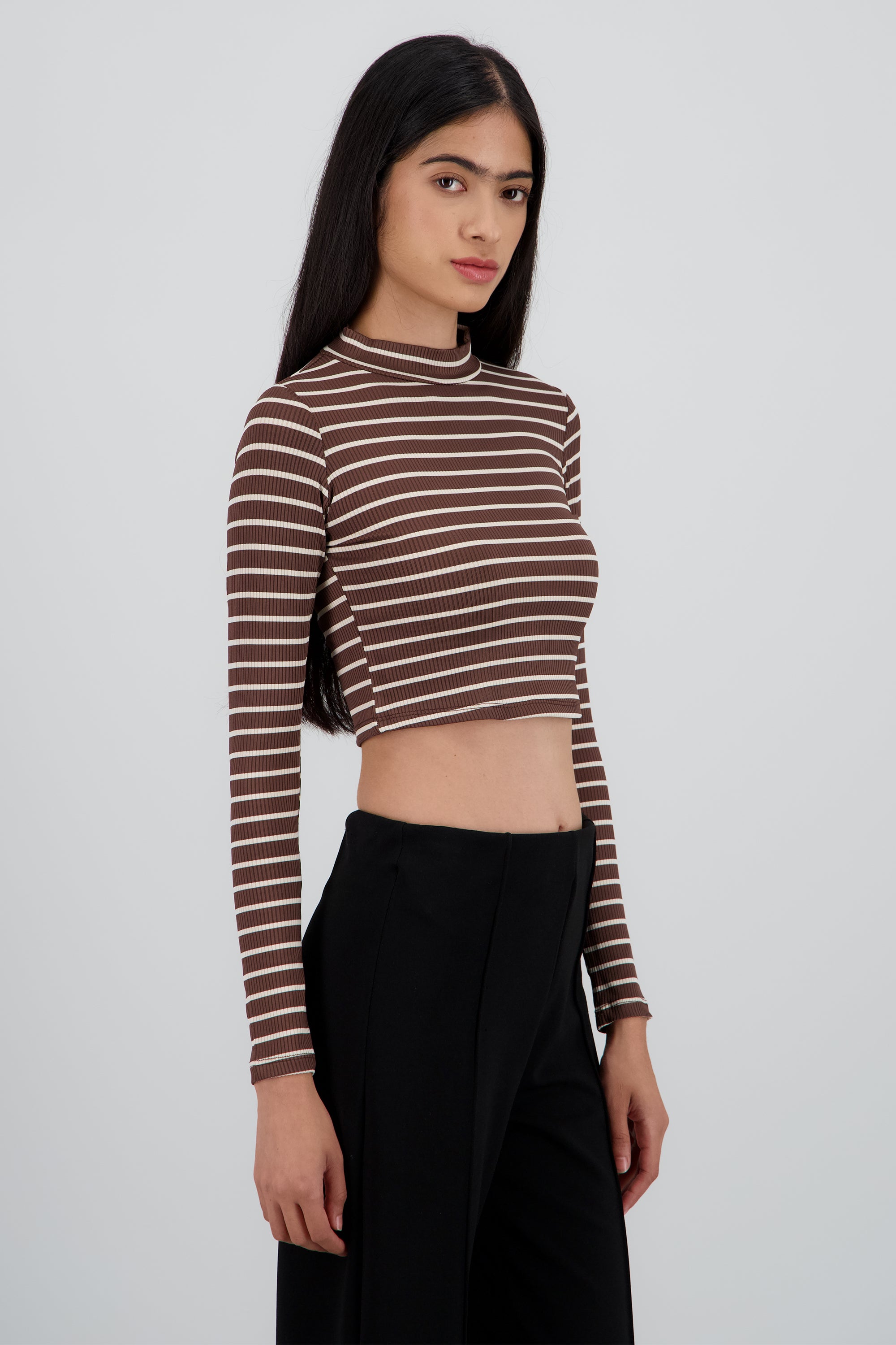 Top de rayas manga larga cuello alto CAFE COMBO