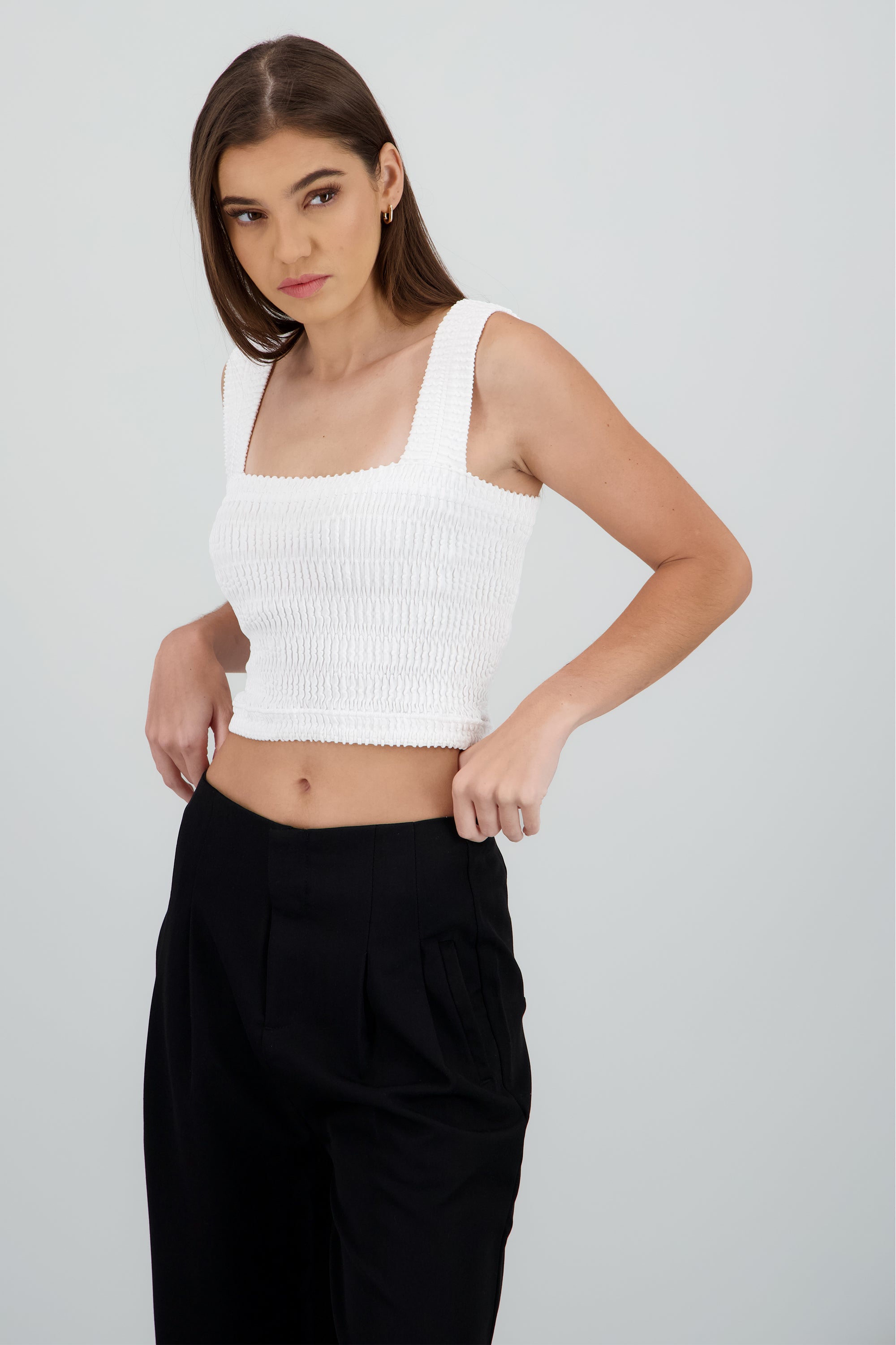 Top sin manga smock BLANCO