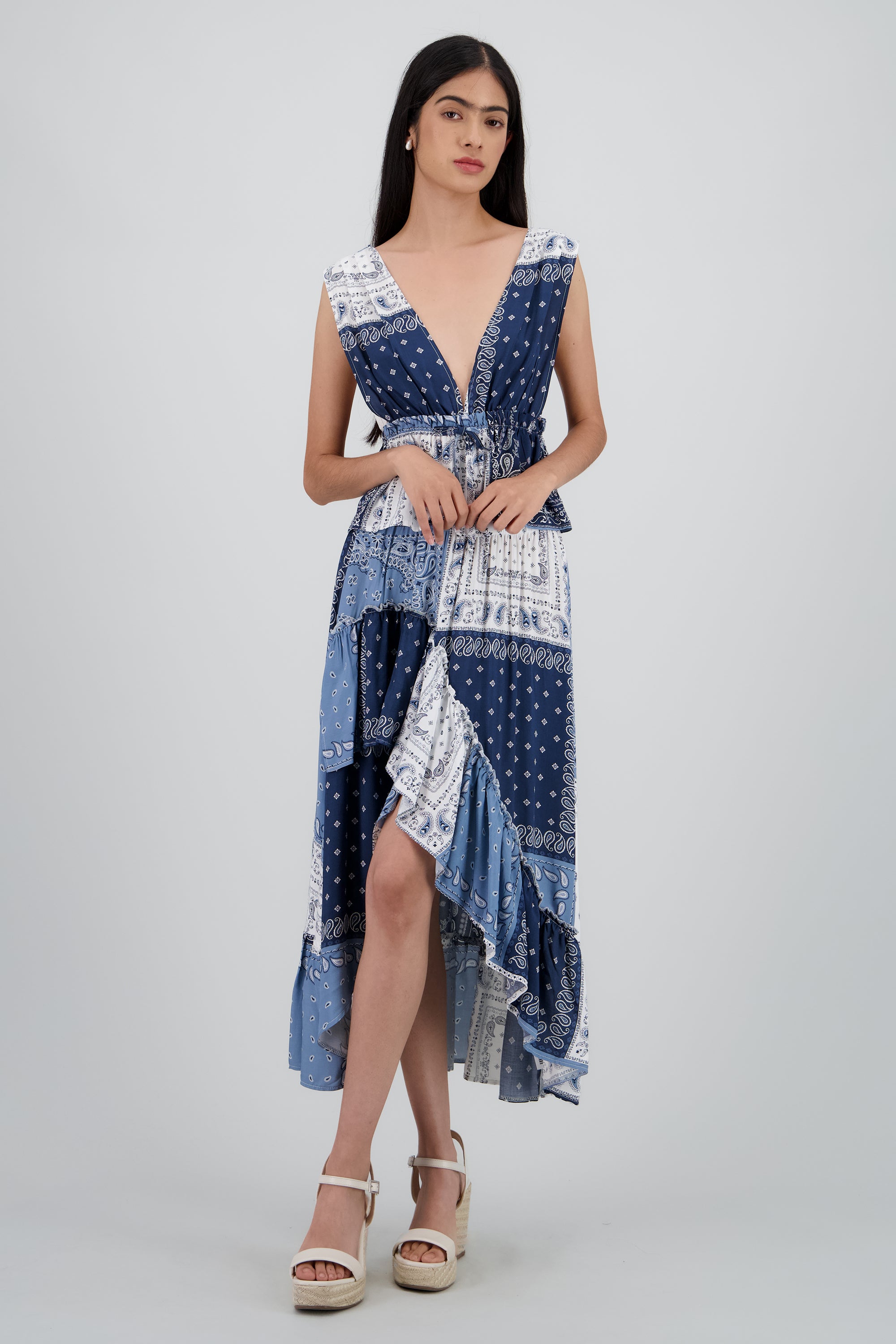 Falda maxi con olanes estampado paisley AZUL COMBO