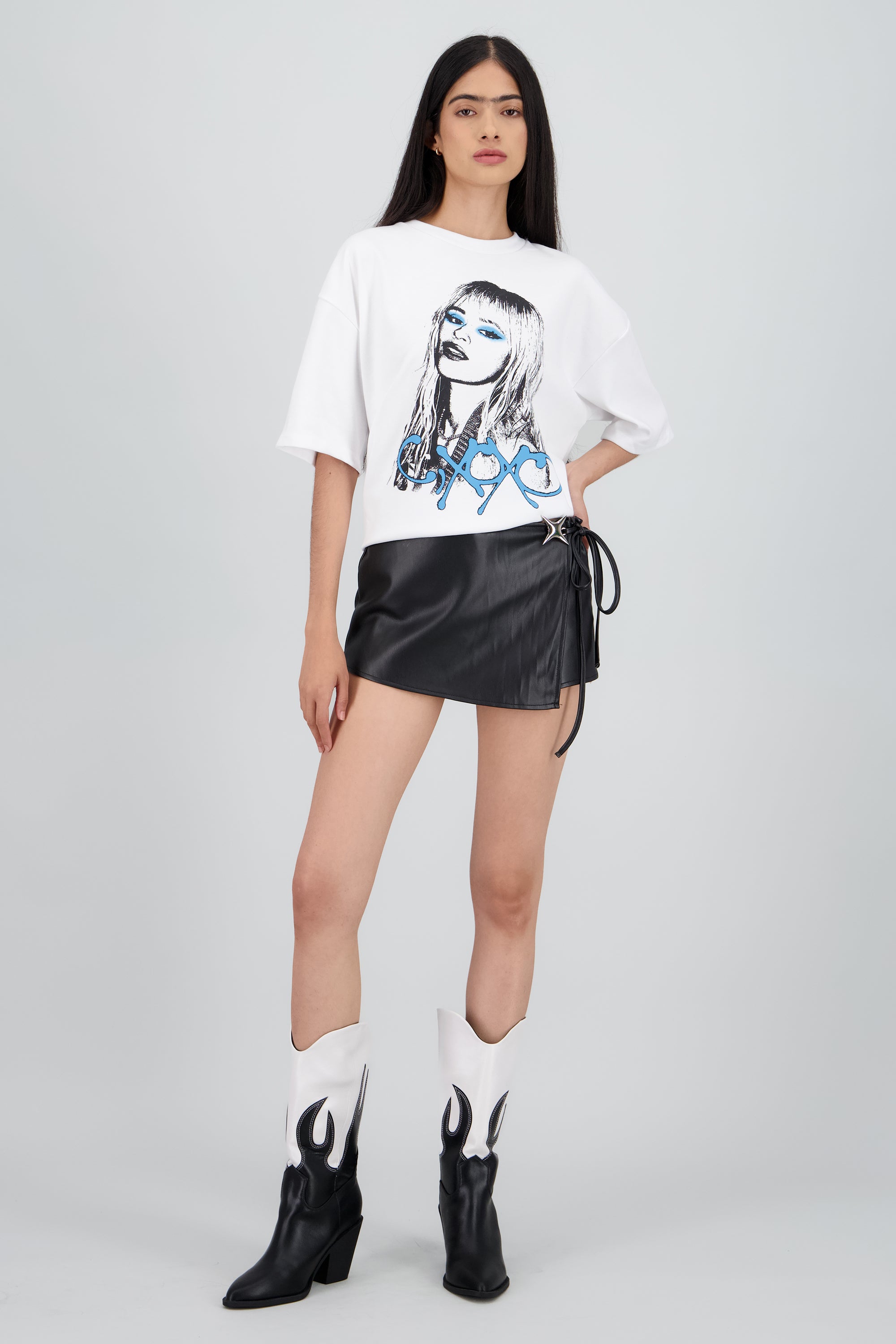 Playera Camila Cabello frente y espalda BLANCO