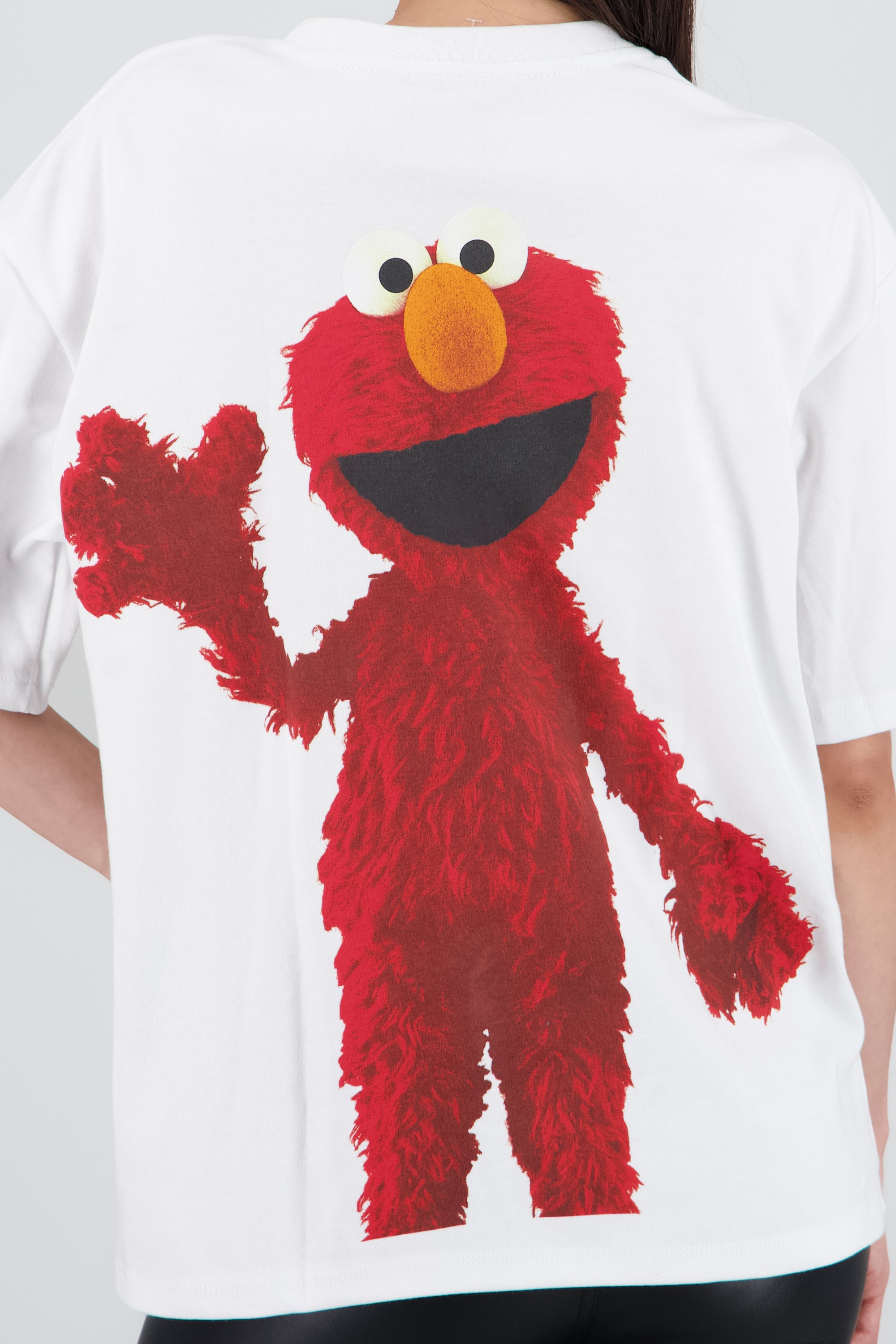 Playera over Elmo frente espalda BLANCO