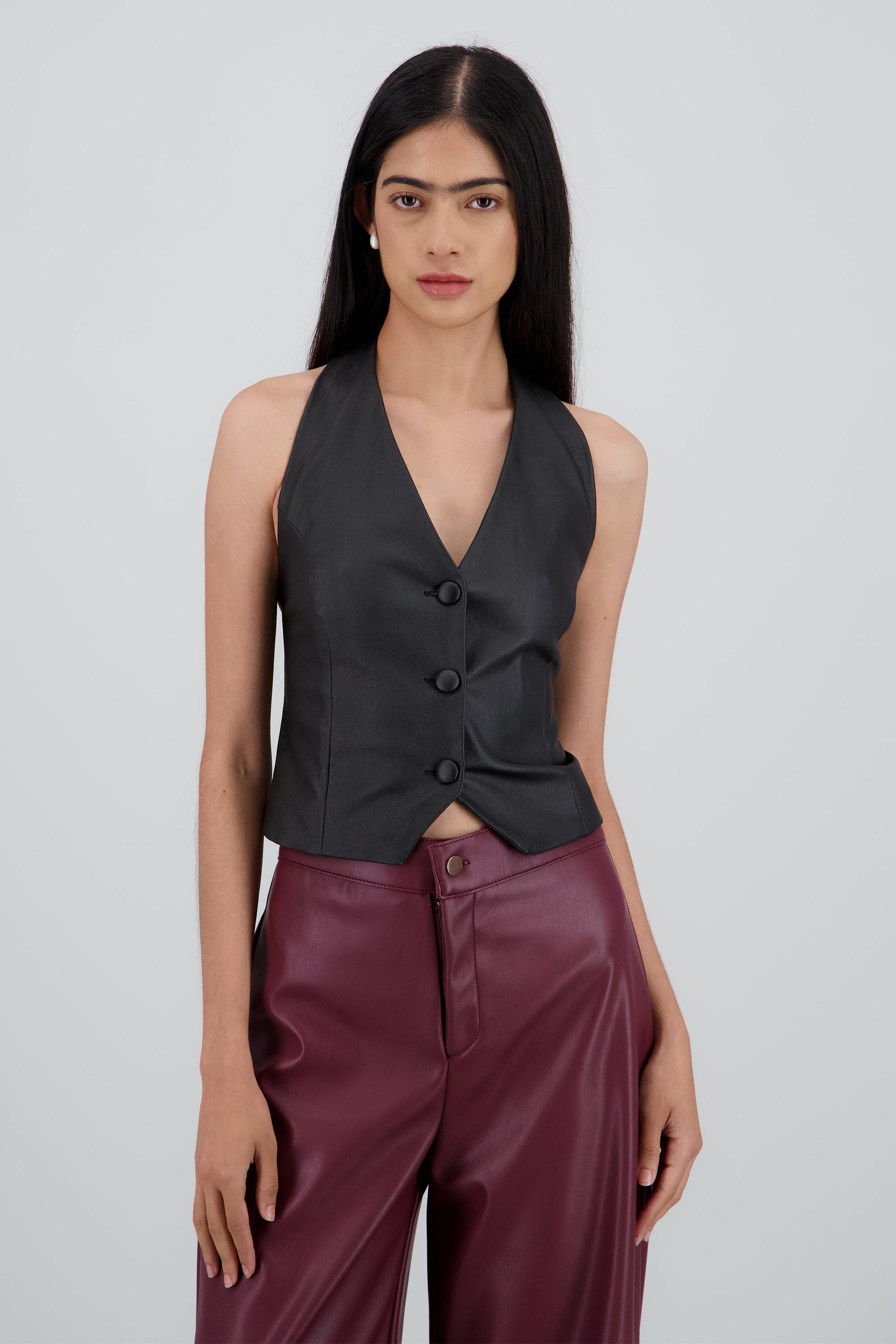 Chaleco halter detalle cortes NEGRO