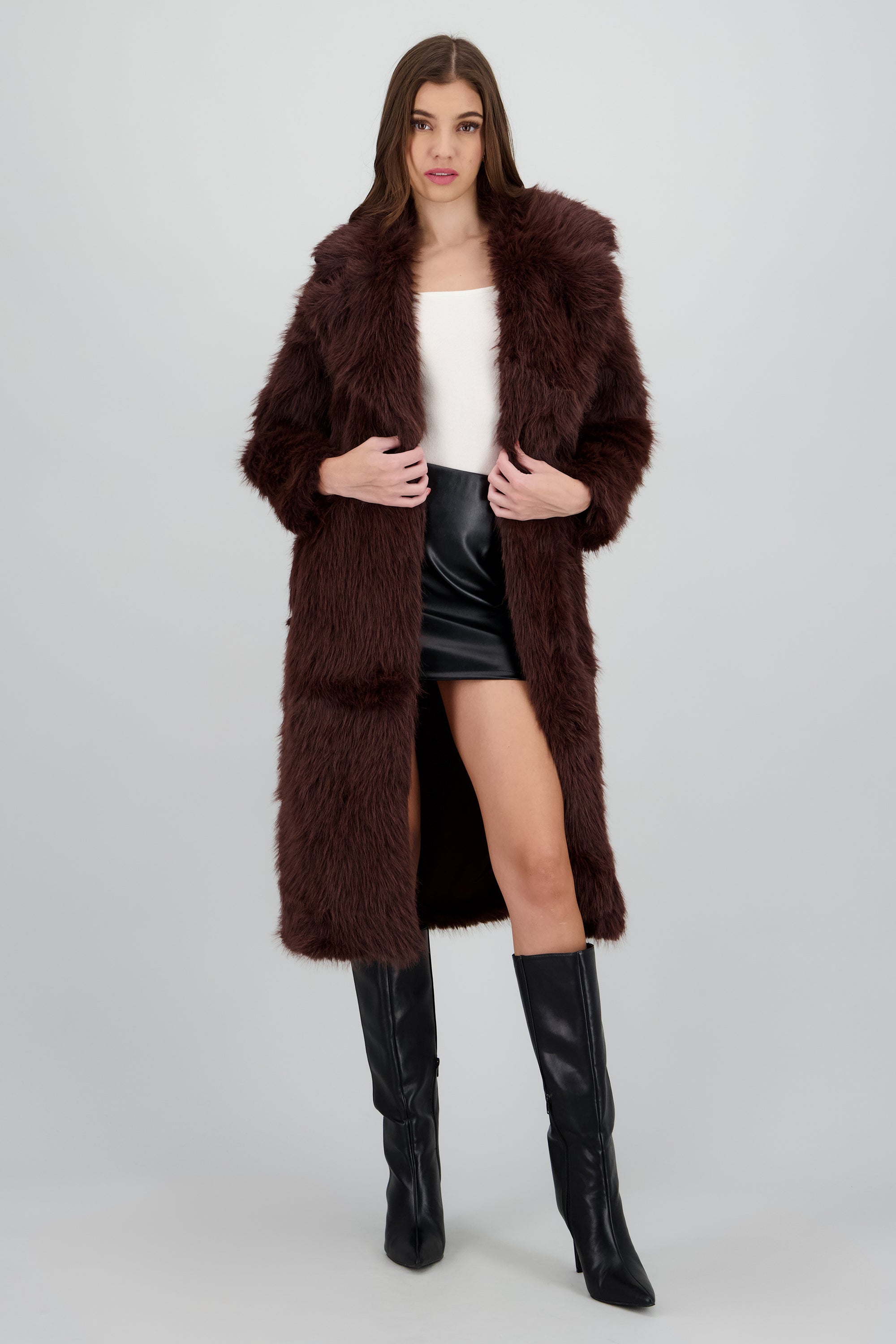 Abrigo largo peluche CAFE OBSCURO